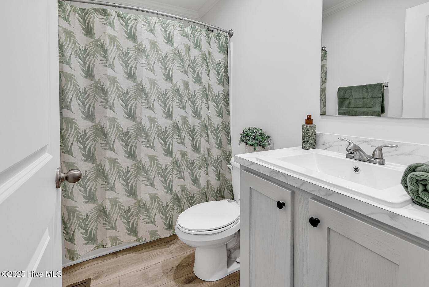 3656 Lakeview Drive Property Photo 7