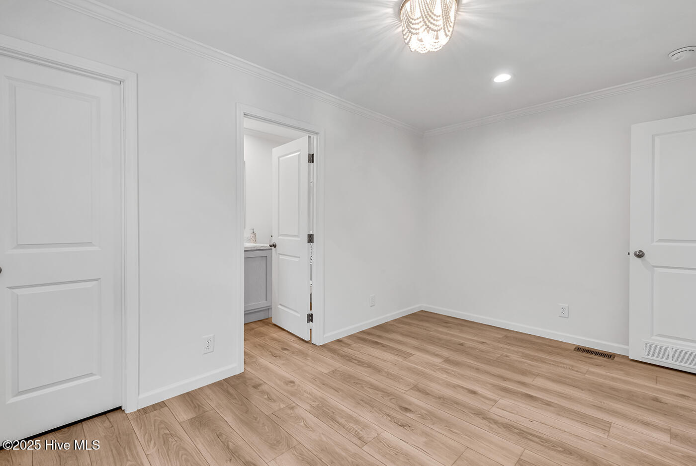 3656 Lakeview Drive Property Photo 11