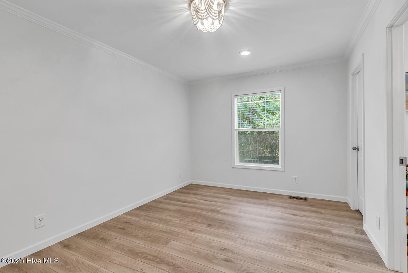 3656 Lakeview Drive Property Photo 13