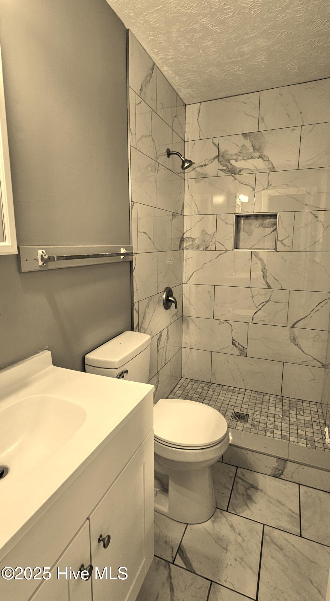 809 N Broad Street Property Photo 14