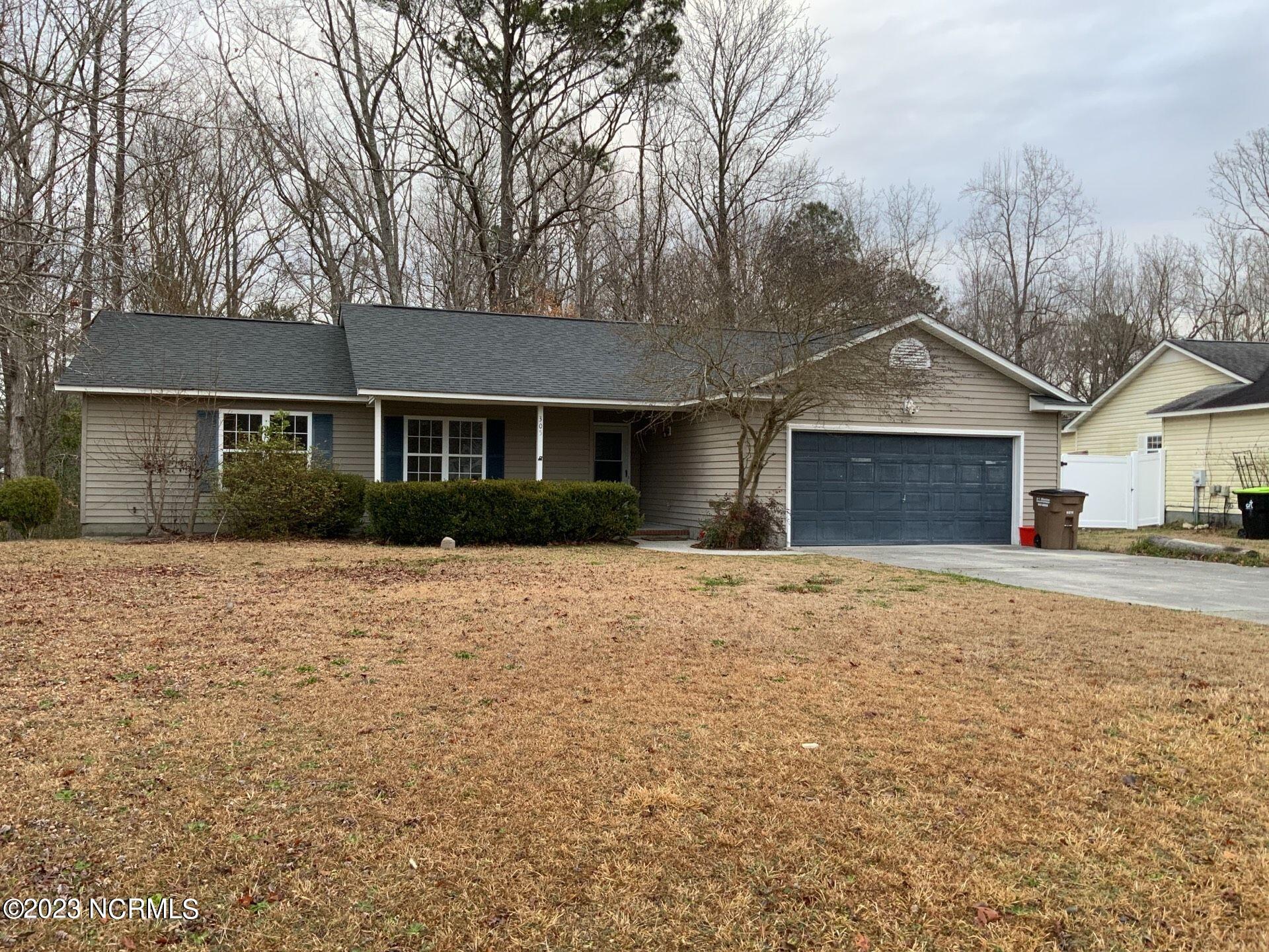 305 Eider Loop Property Photo