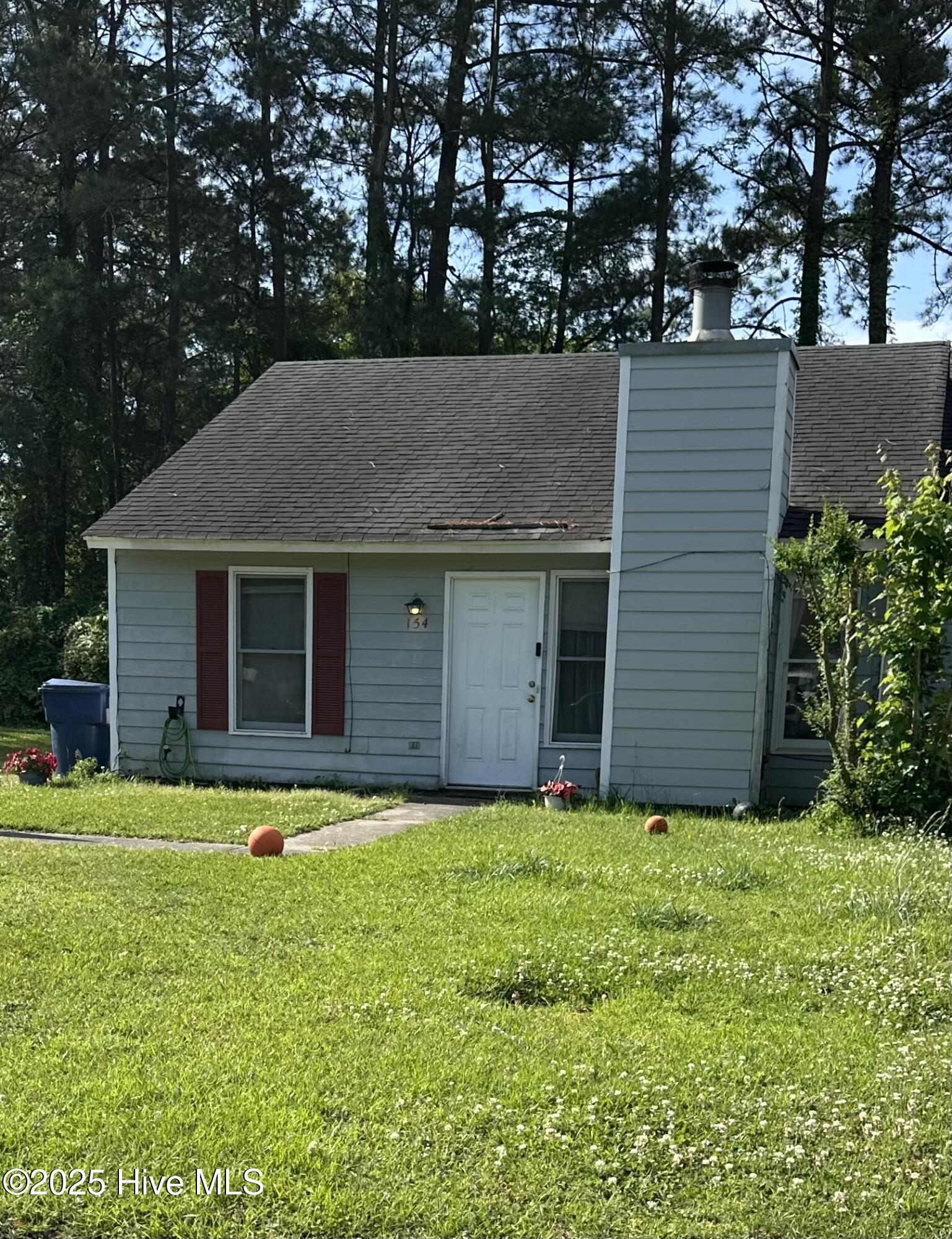 154 Twin Wood Drive Property Photo