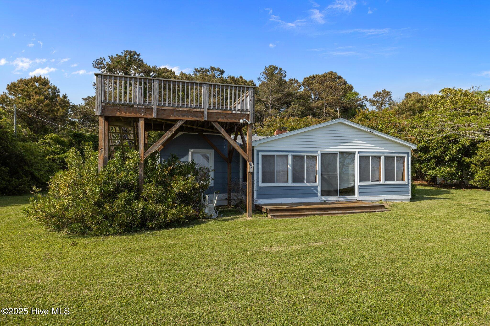 102 Sleepy Point Road Property Photo