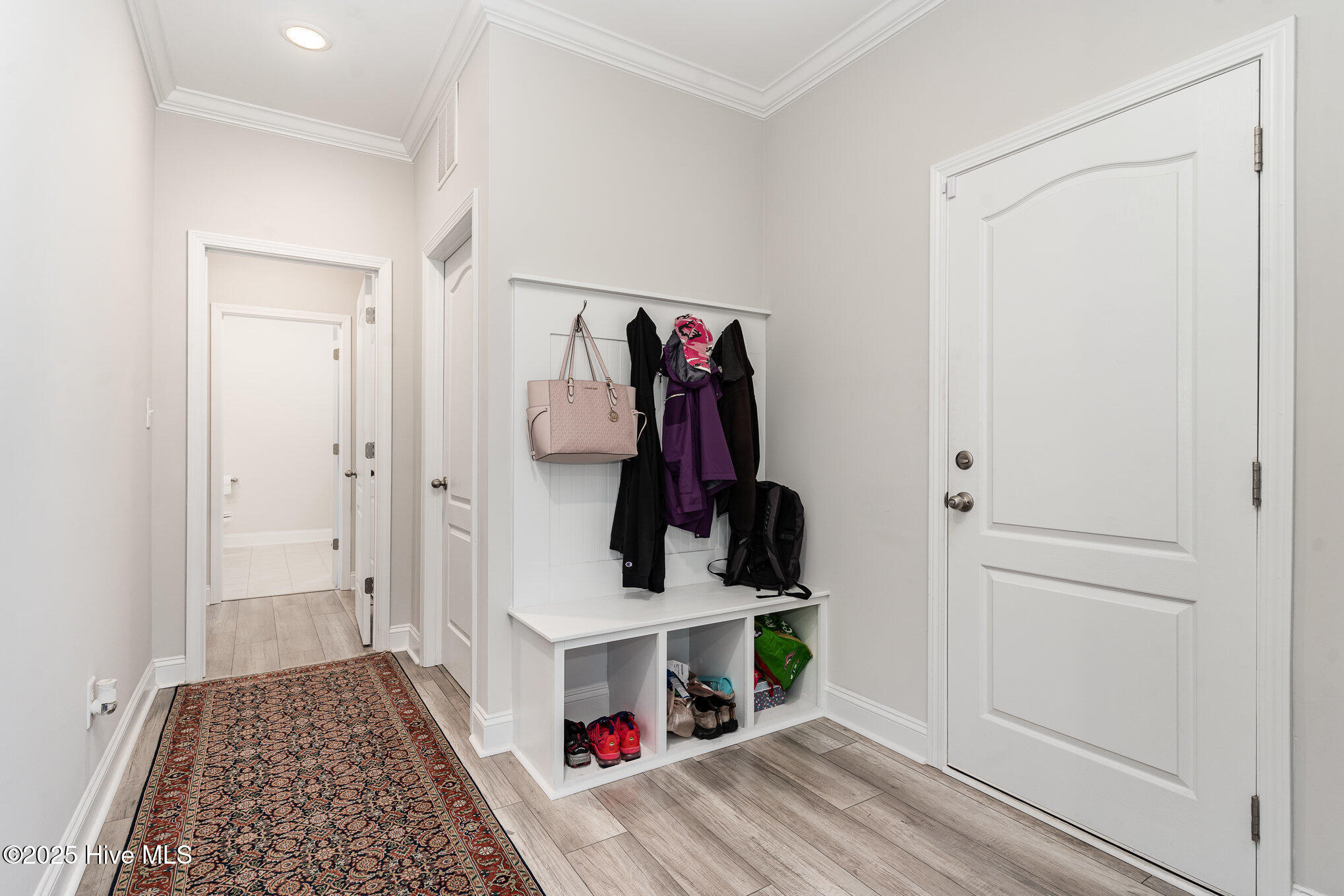 105 Forest Wood Drive Property Photo 6