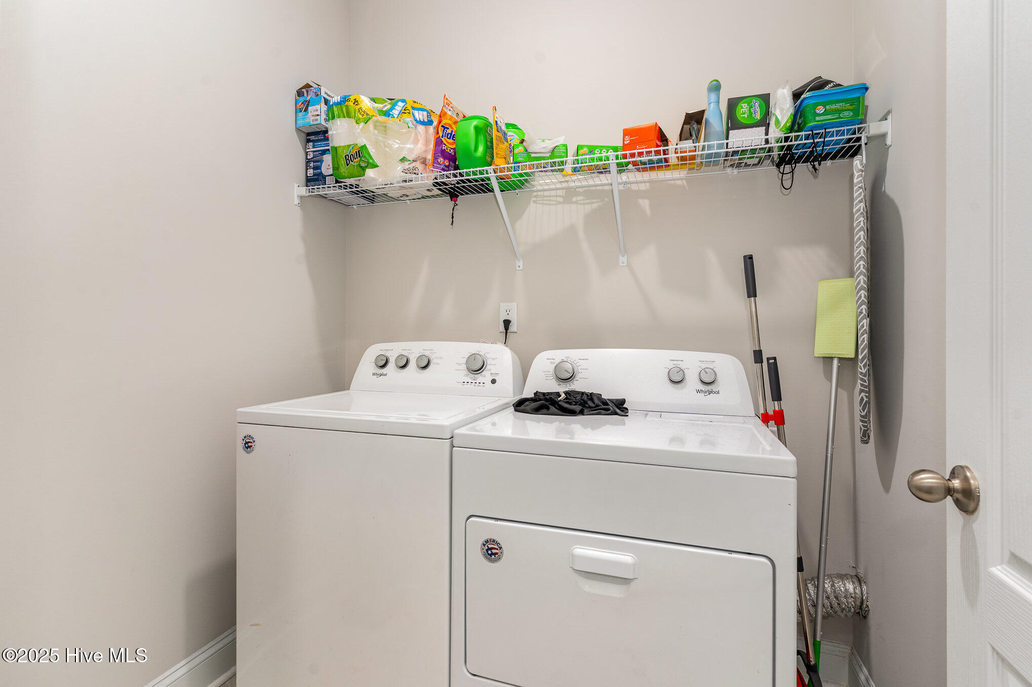 105 Forest Wood Drive Property Photo 25