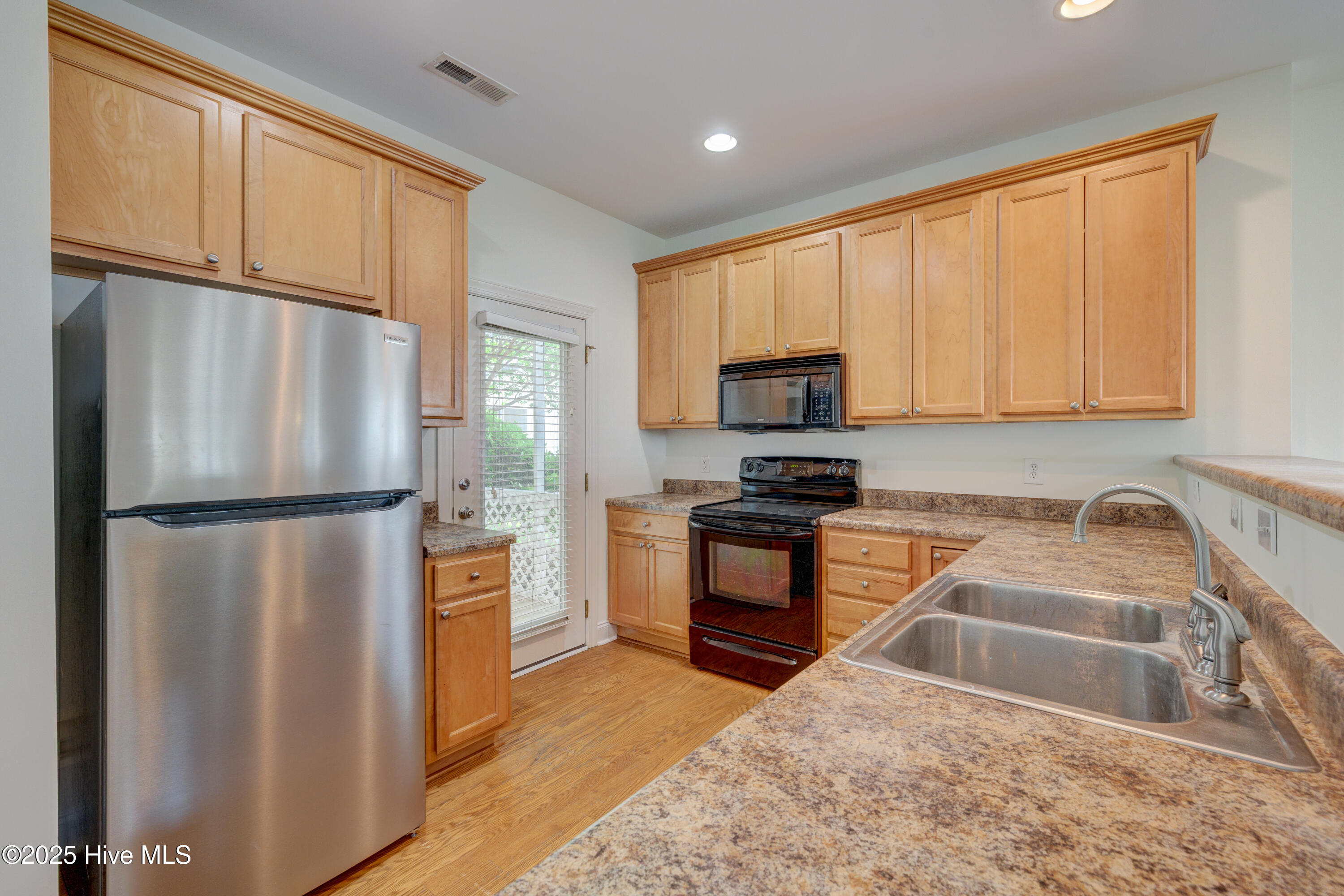 104 Phoebee Court Property Photo 11