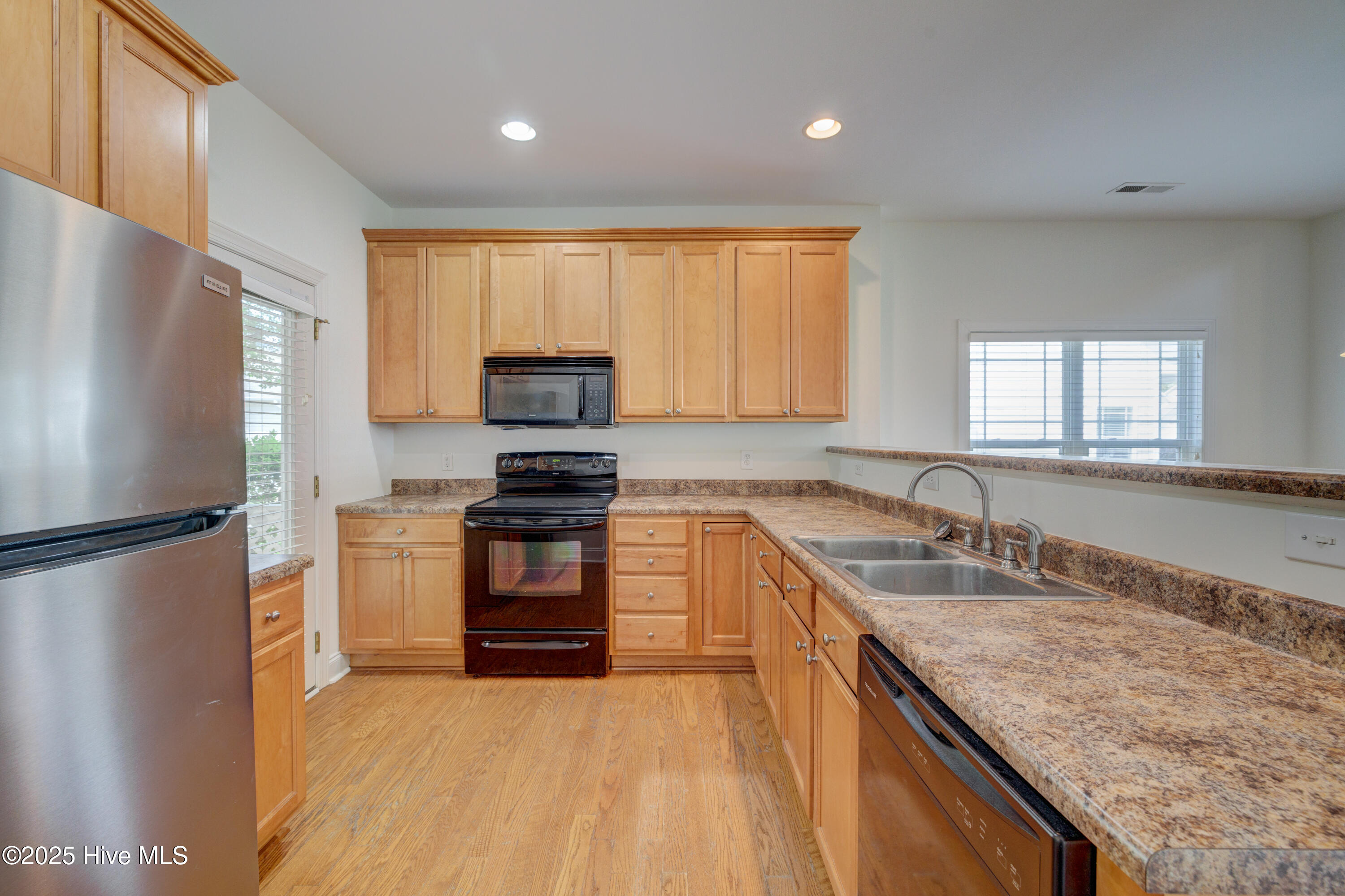 104 Phoebee Court Property Photo 12