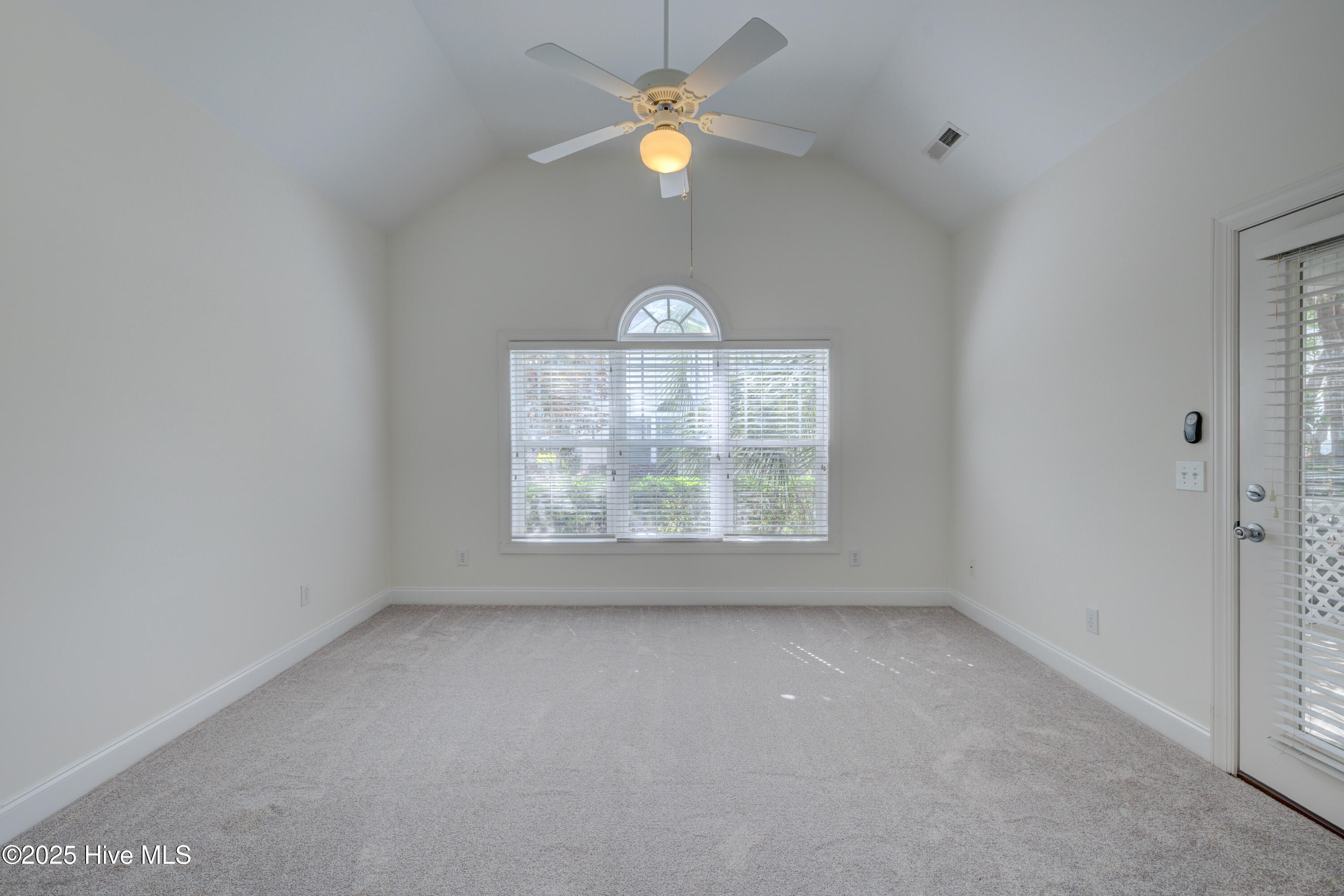 104 Phoebee Court Property Photo 19