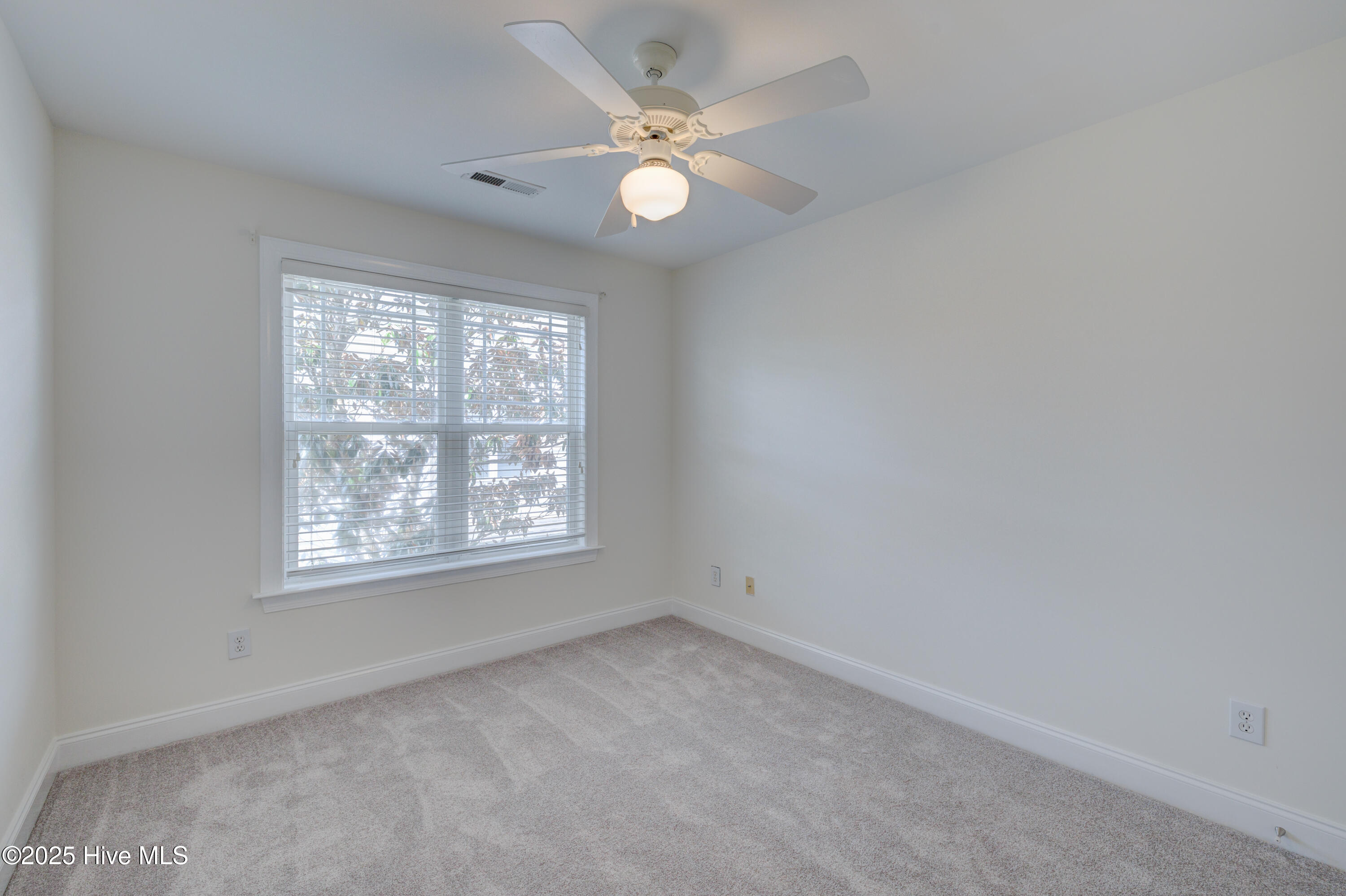 104 Phoebee Court Property Photo 32