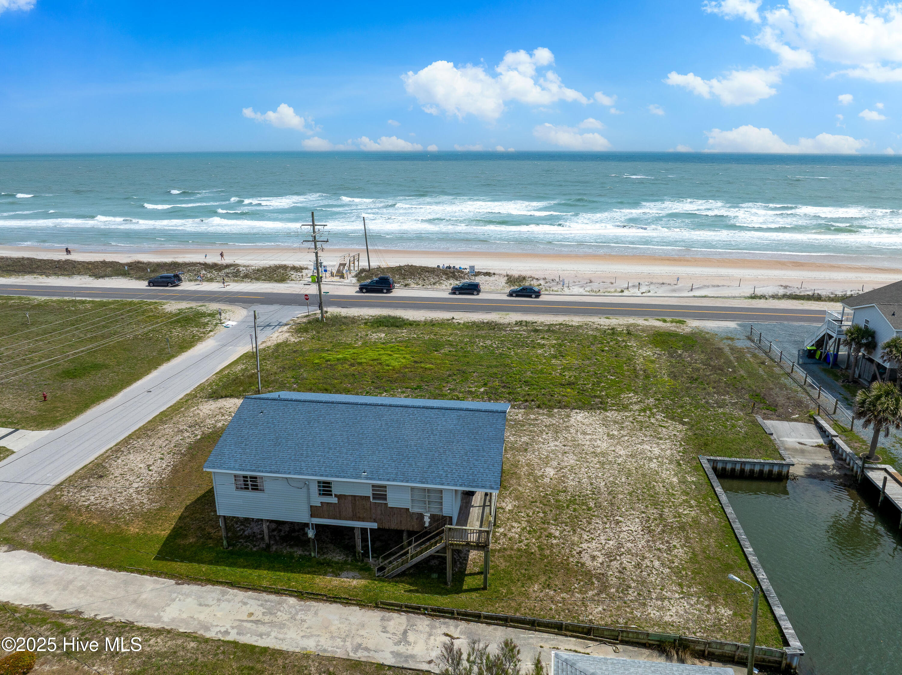303 Marina Way Property Photo