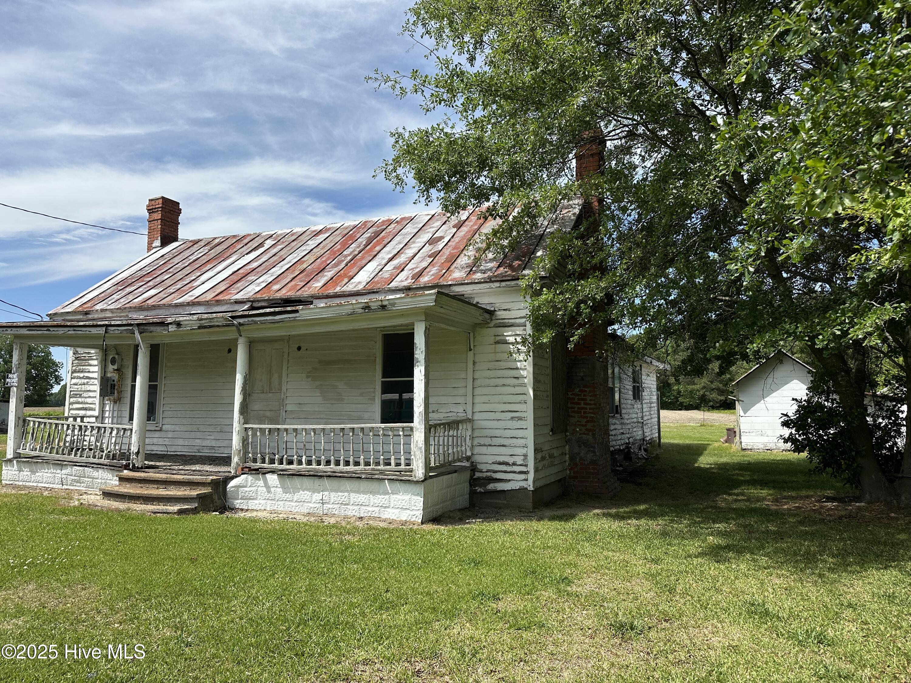 843 Hood Swamp Road Property Photo