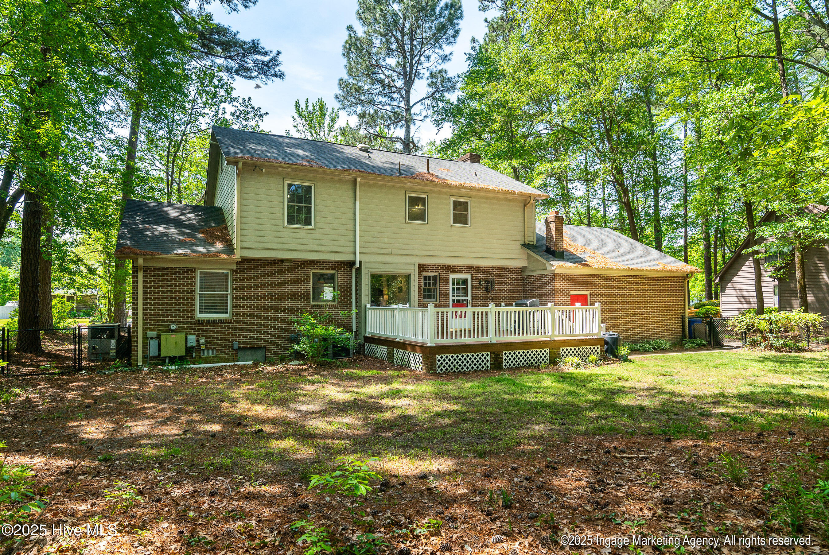 115 Antler Road Property Photo 5