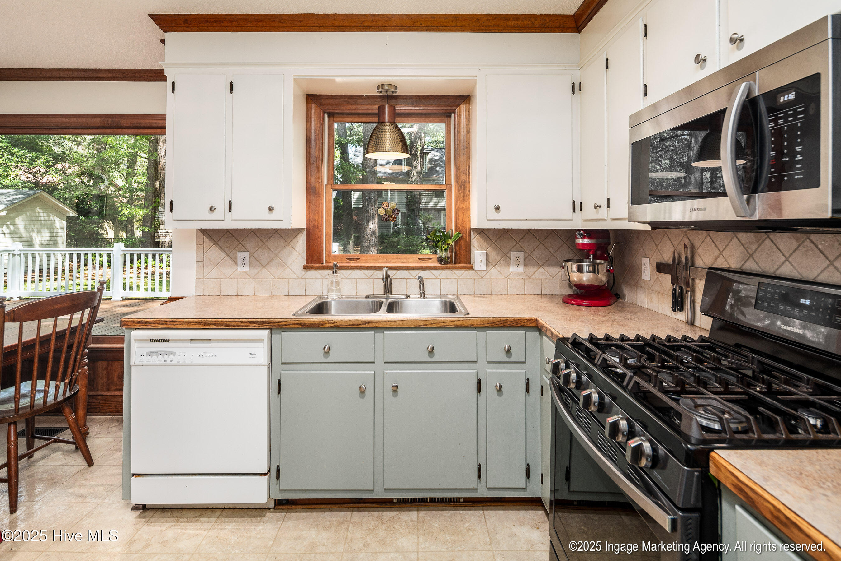 115 Antler Road Property Photo 16