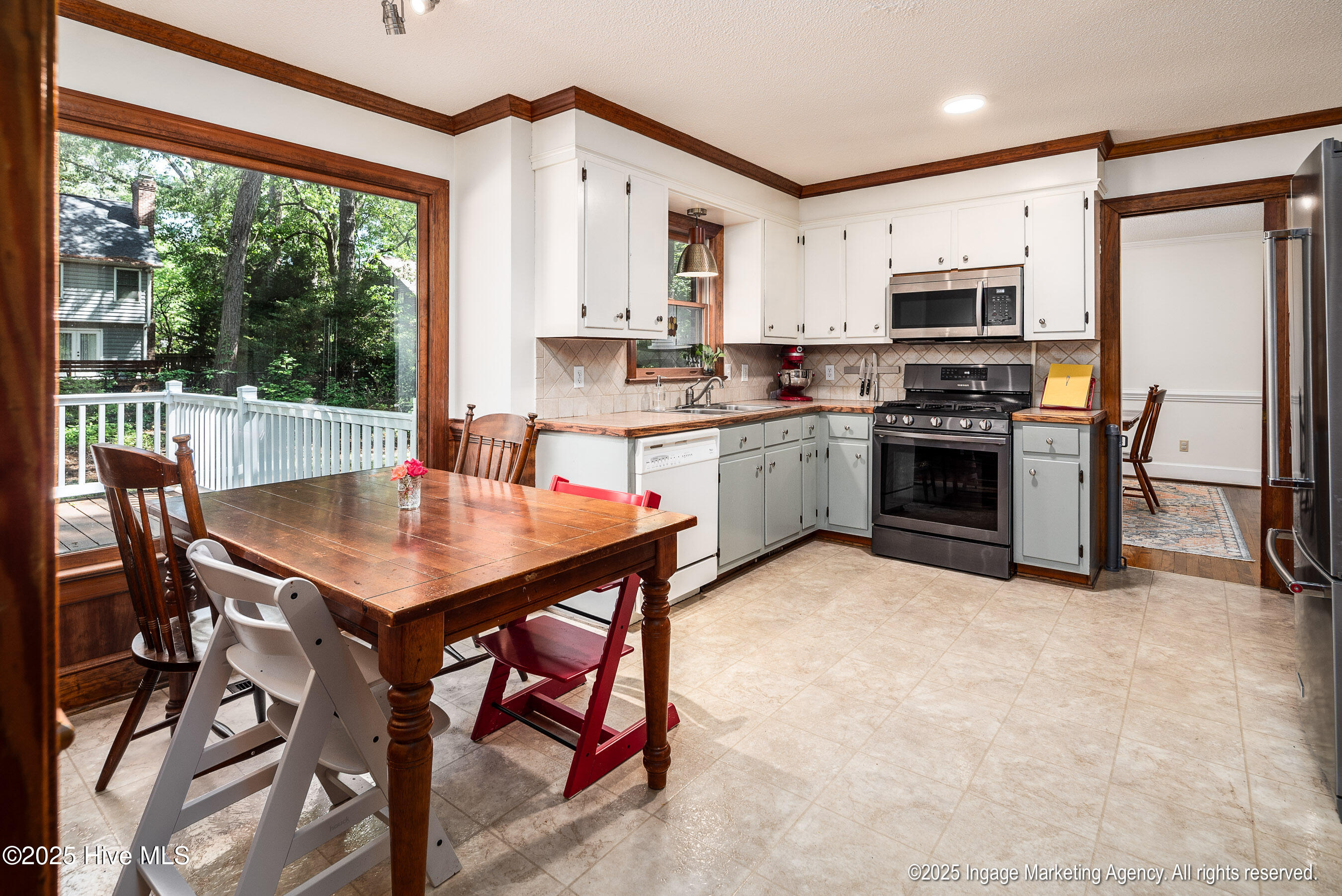 115 Antler Road Property Photo 17