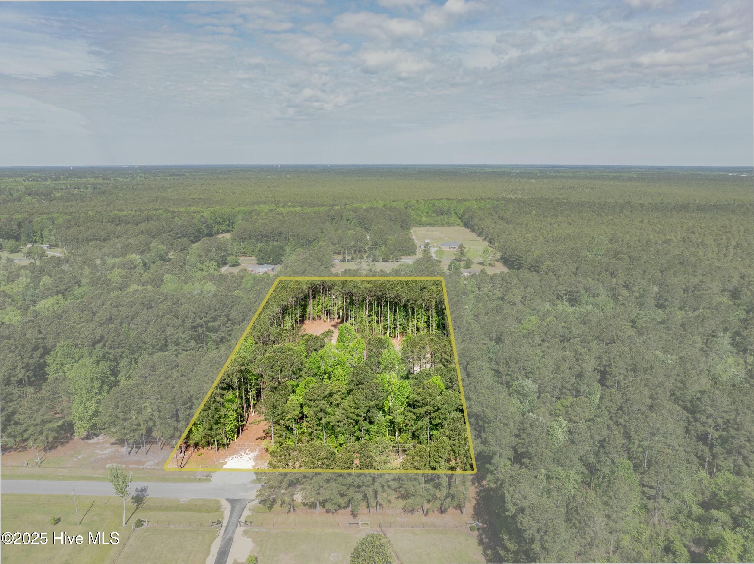 216 Meadow Lane Property Photo 8