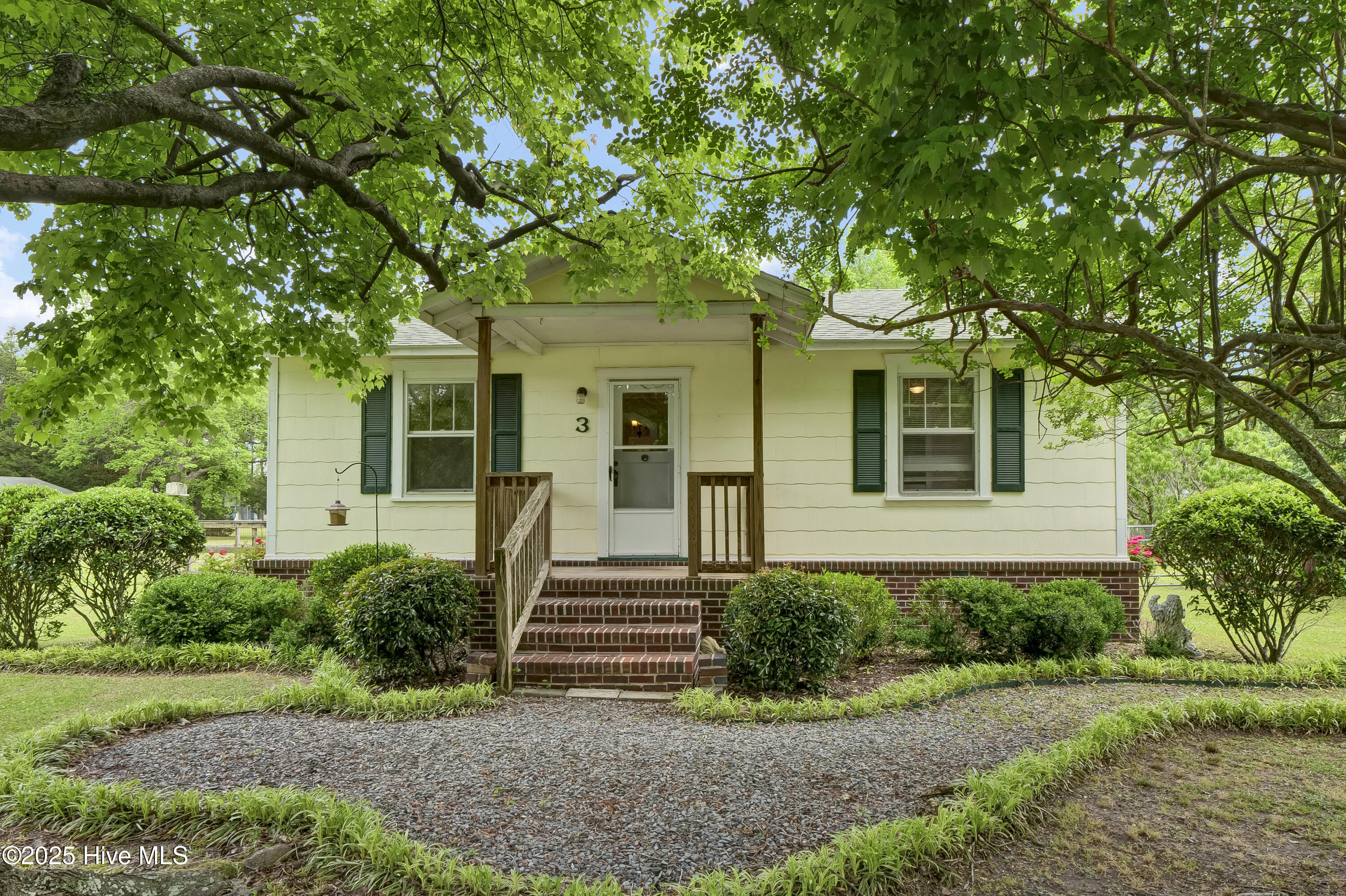 3 Castle Farms Road Property Photo