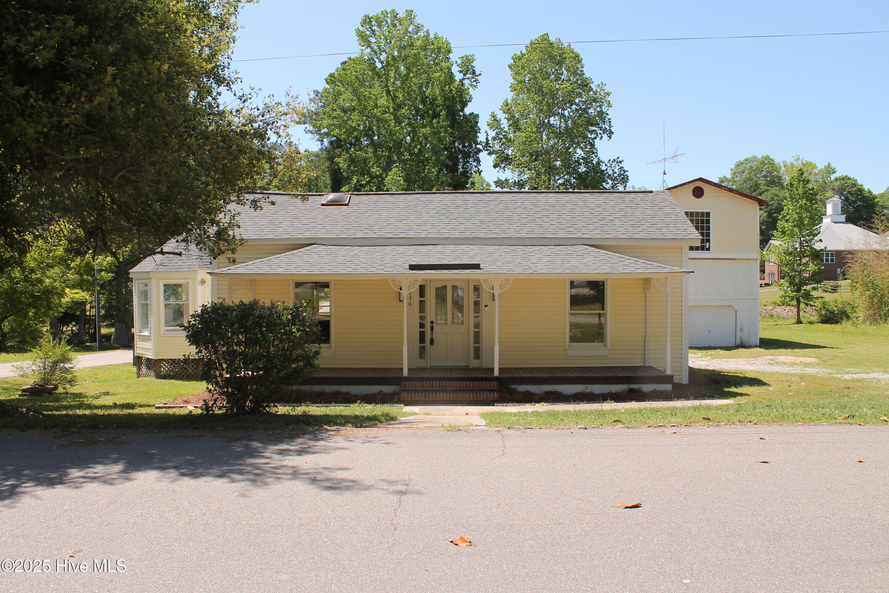 136 Phillips Street Property Photo 6