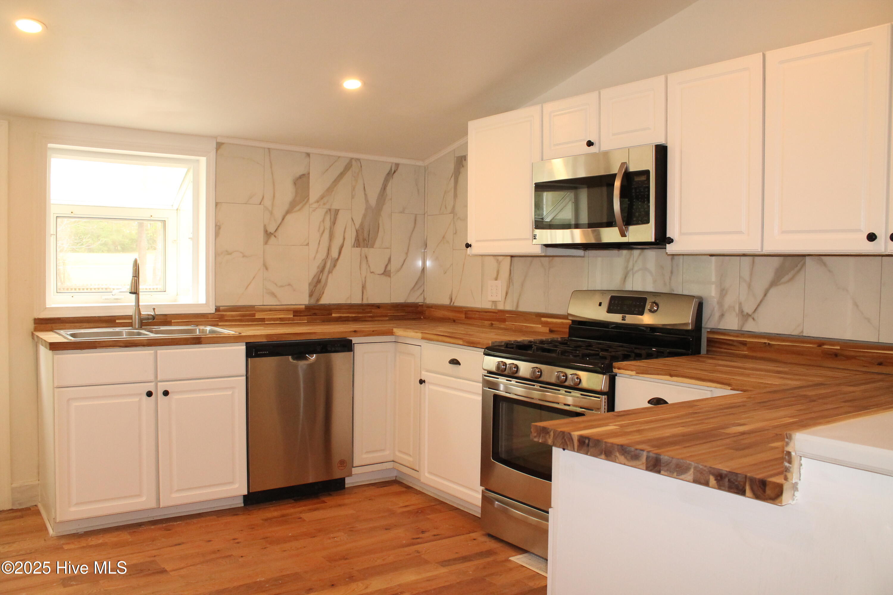 136 Phillips Street Property Photo 17
