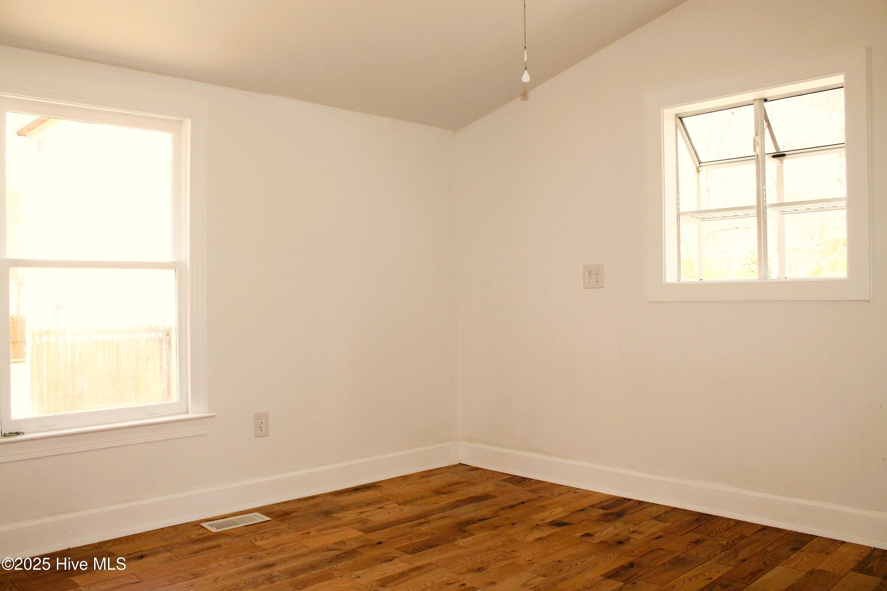 136 Phillips Street Property Photo 32