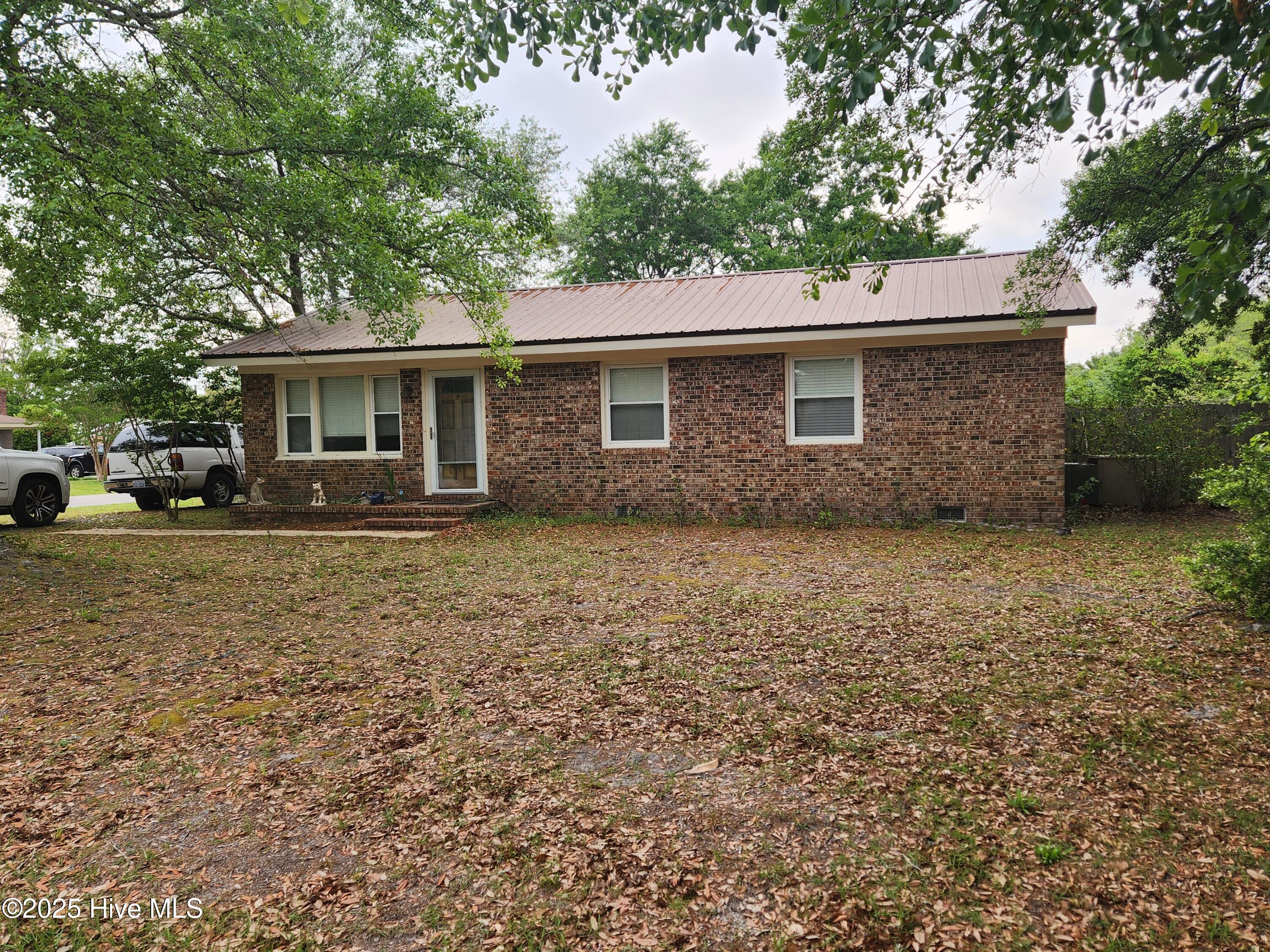 7603 Yvonne Road Property Photo