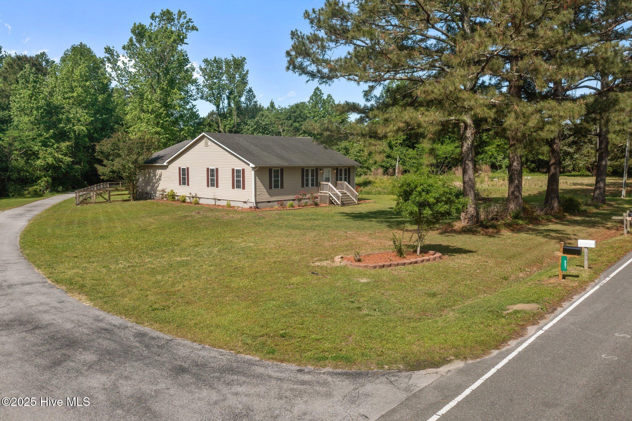 897 Nine Mile Road Property Photo