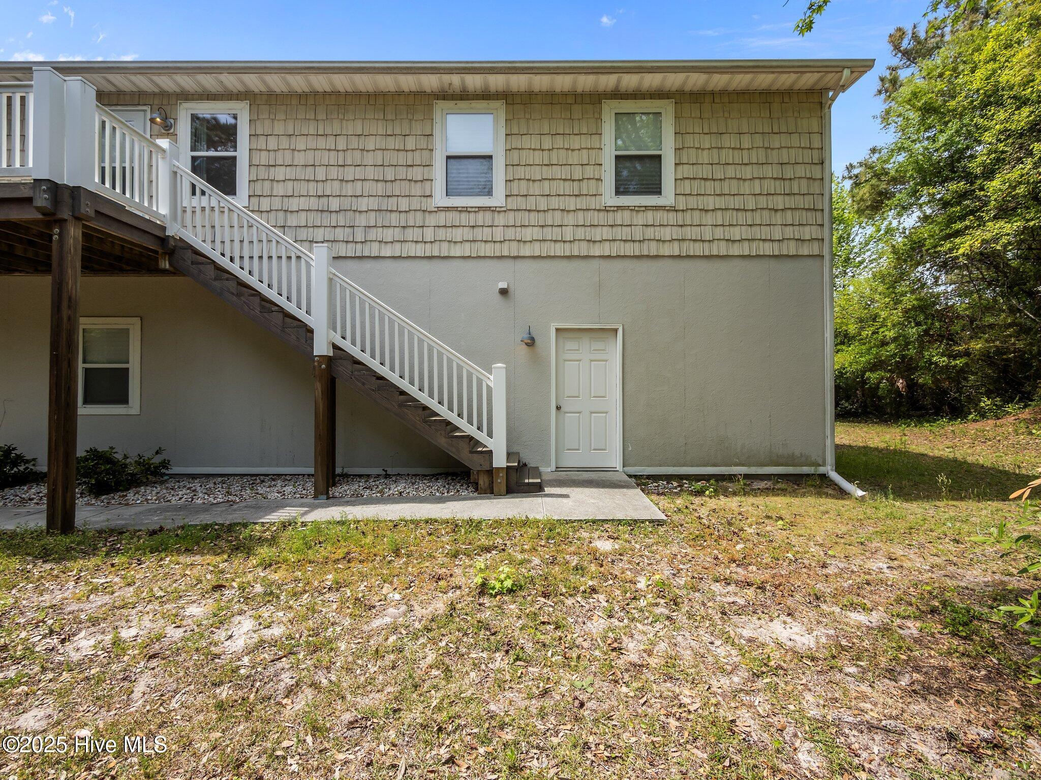 138 Fawn Drive East Property Photo 35