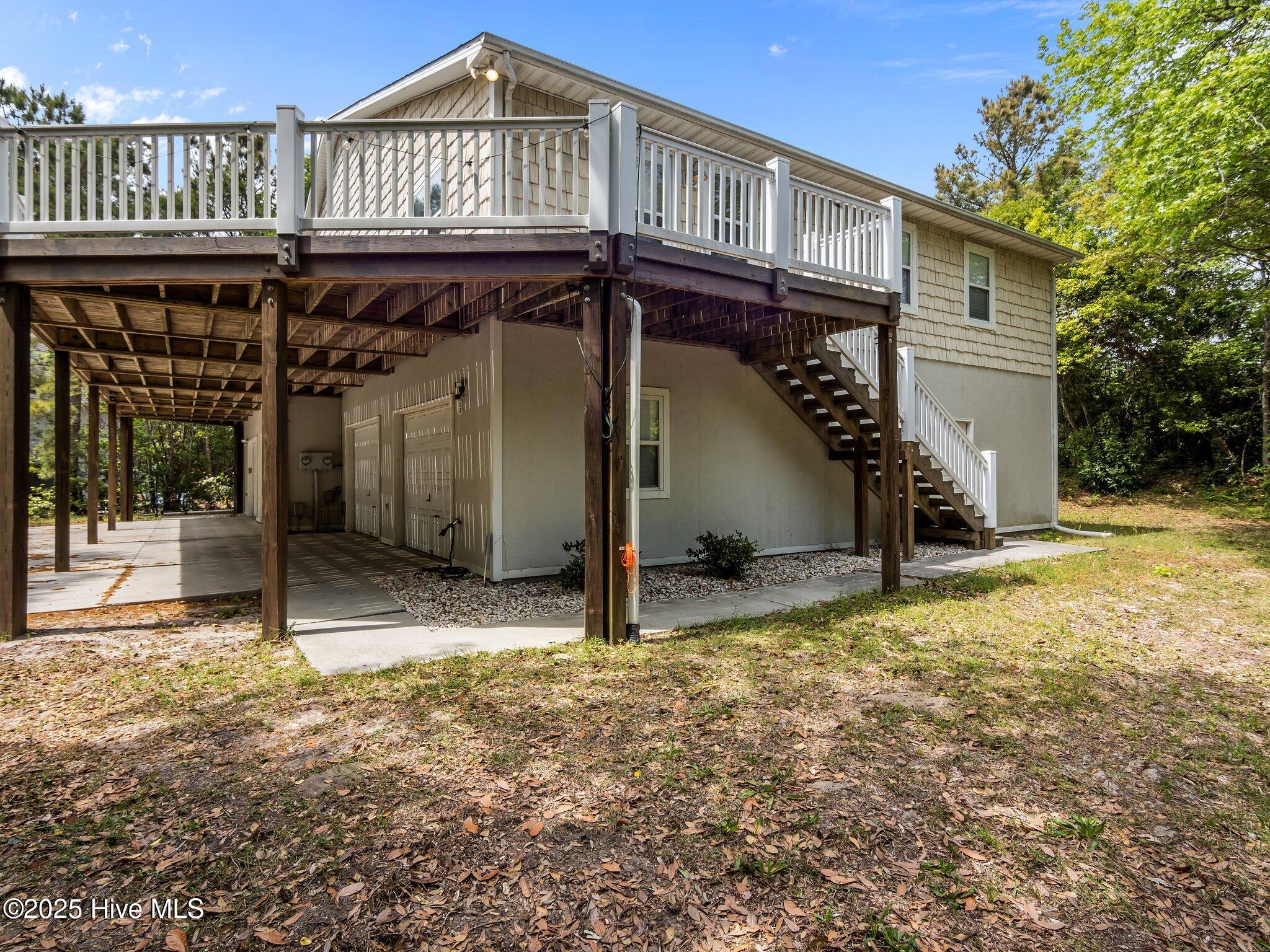 138 Fawn Drive East Property Photo 37