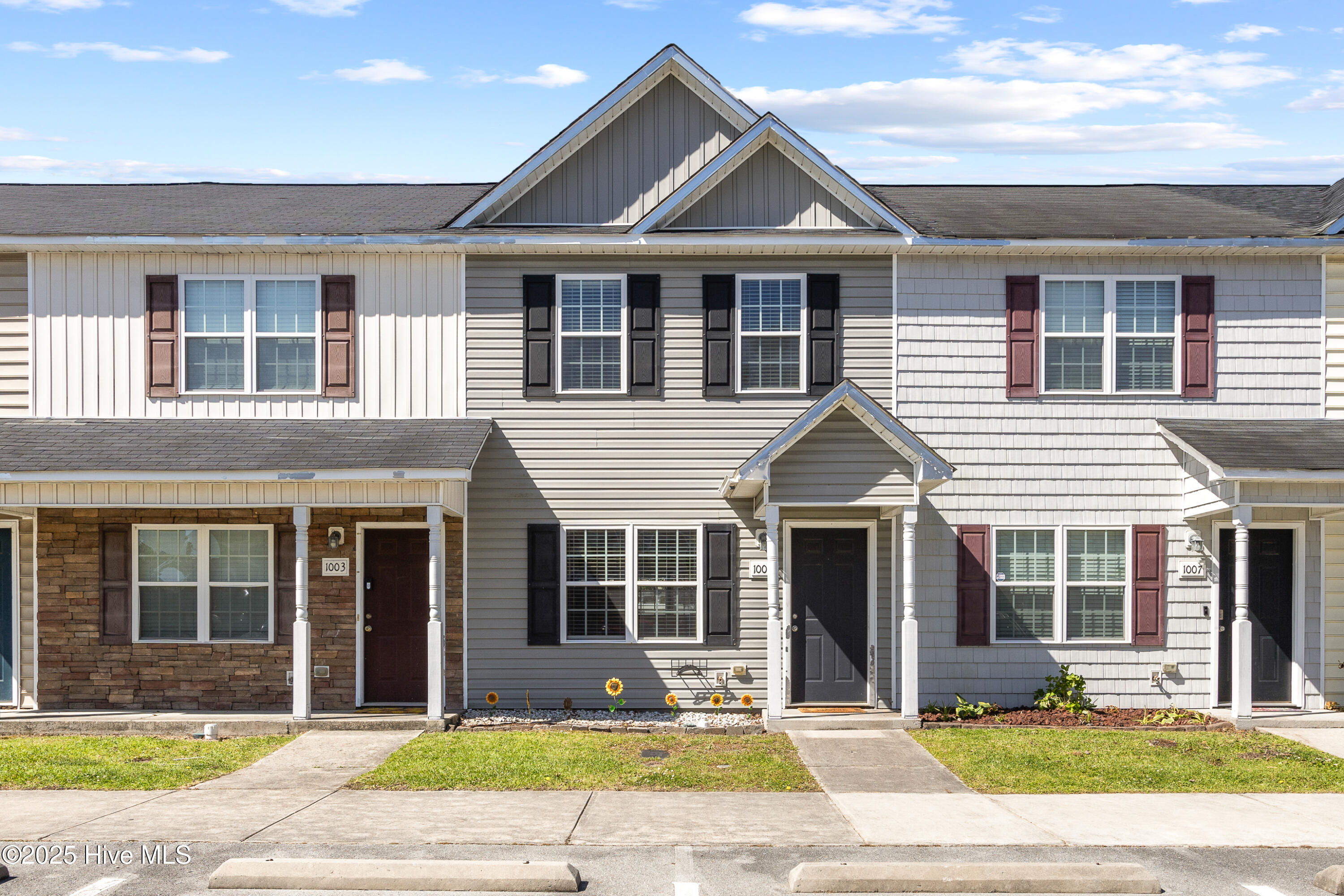 1005 Grandeur Avenue Property Photo