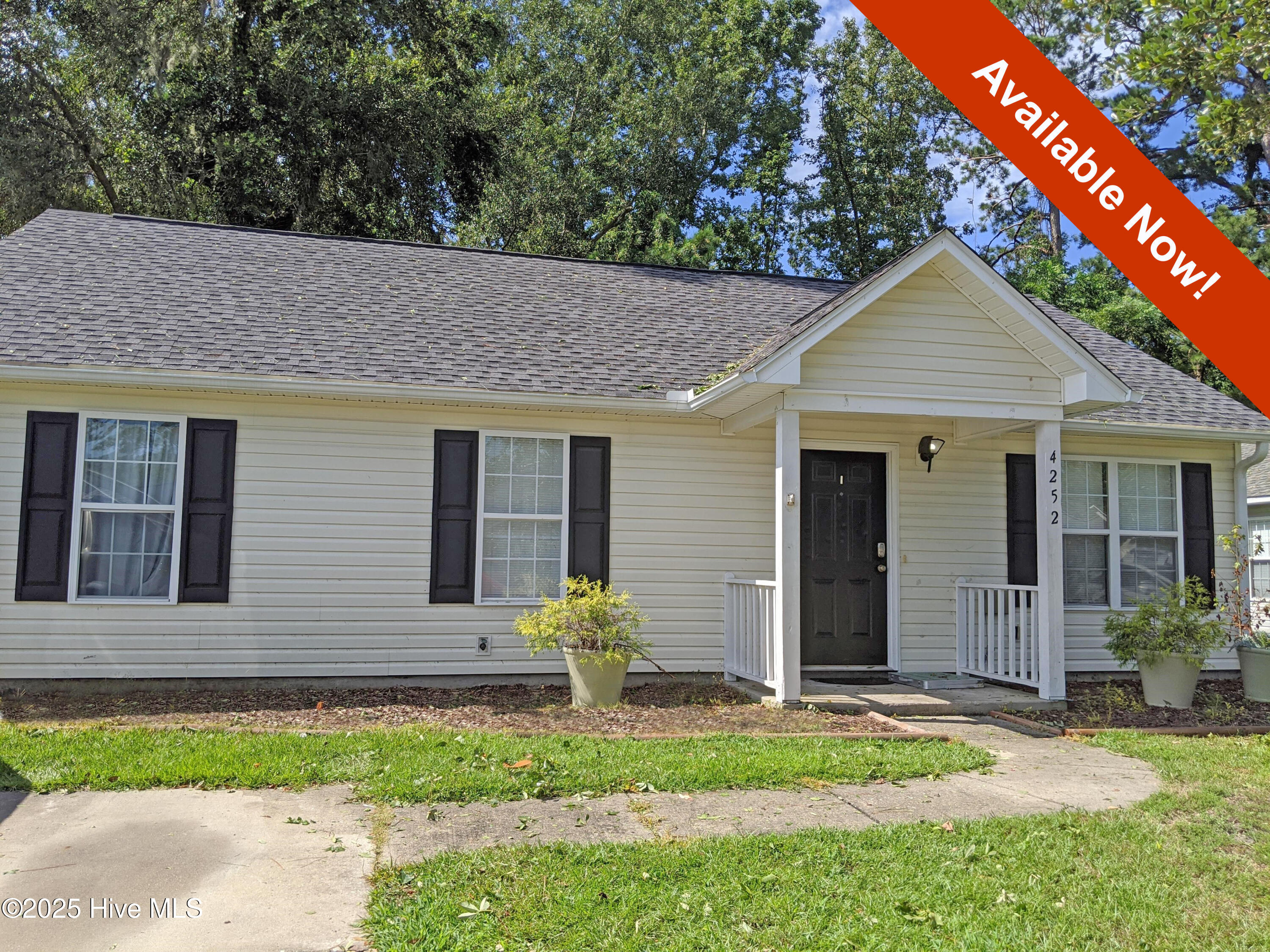 4252 Sunglow Drive Property Photo 1