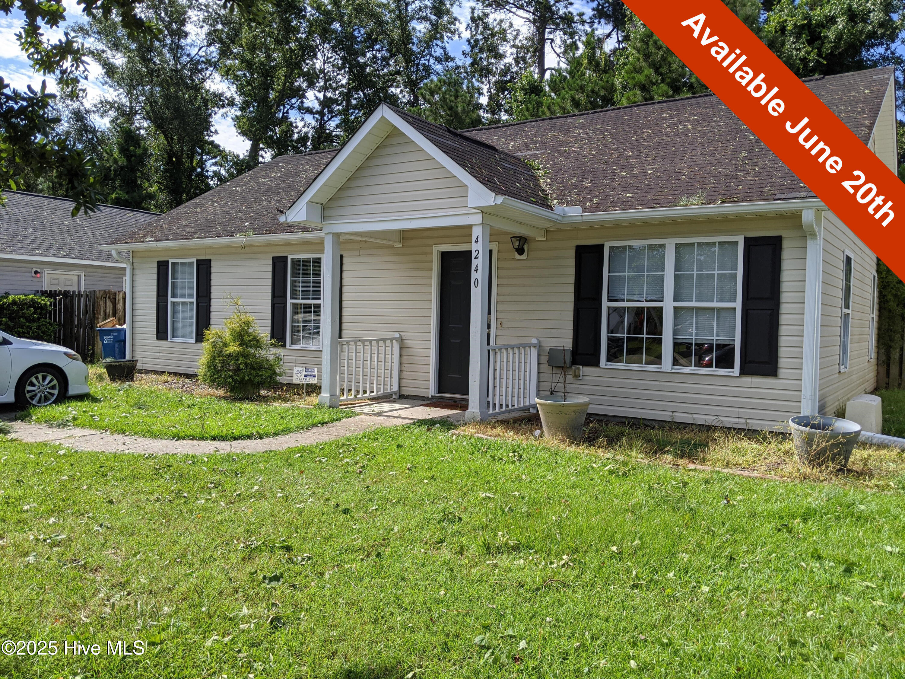 4240 Sunglow Drive Property Photo