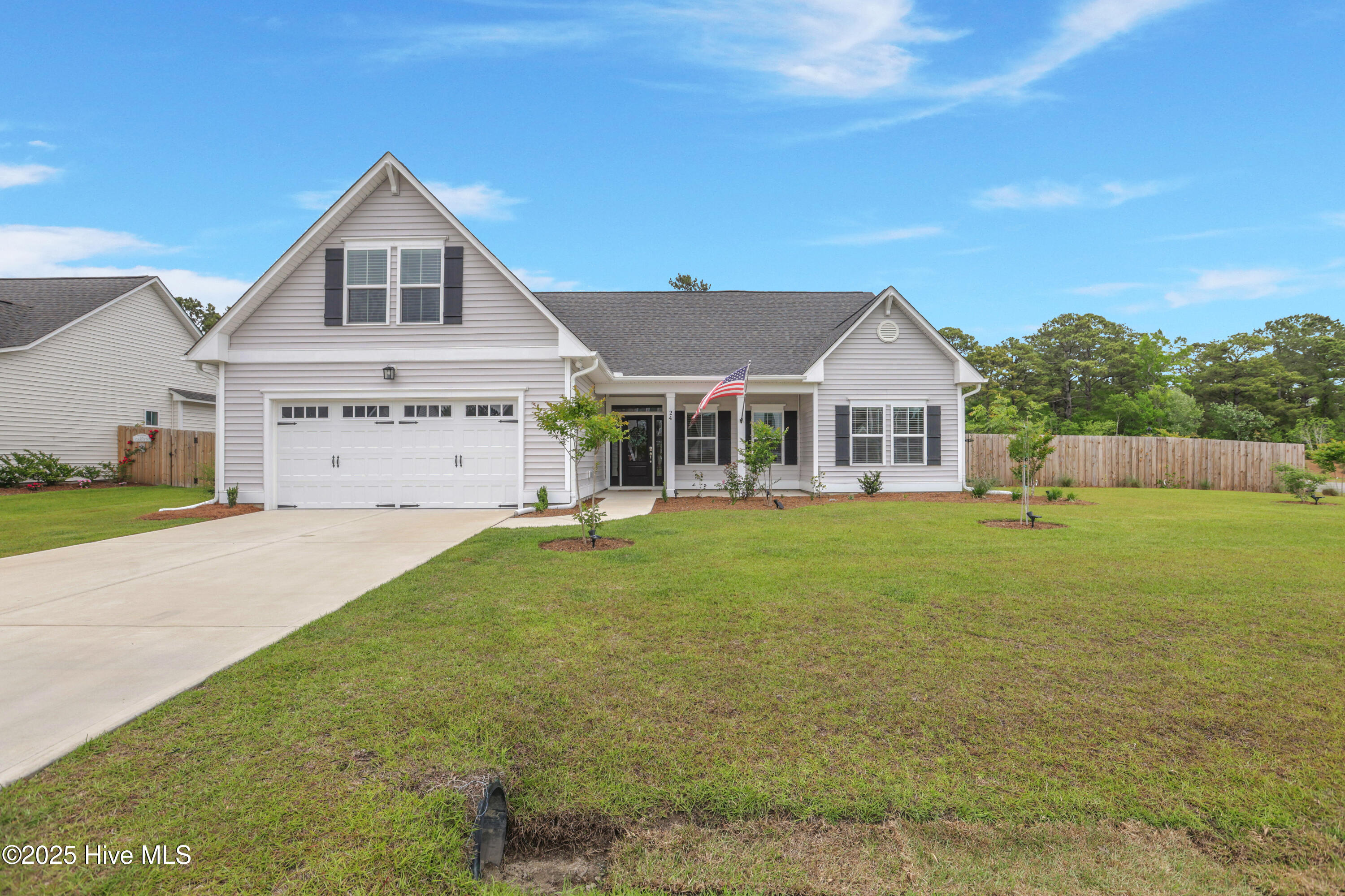 24 W Weatherbee Way Property Photo