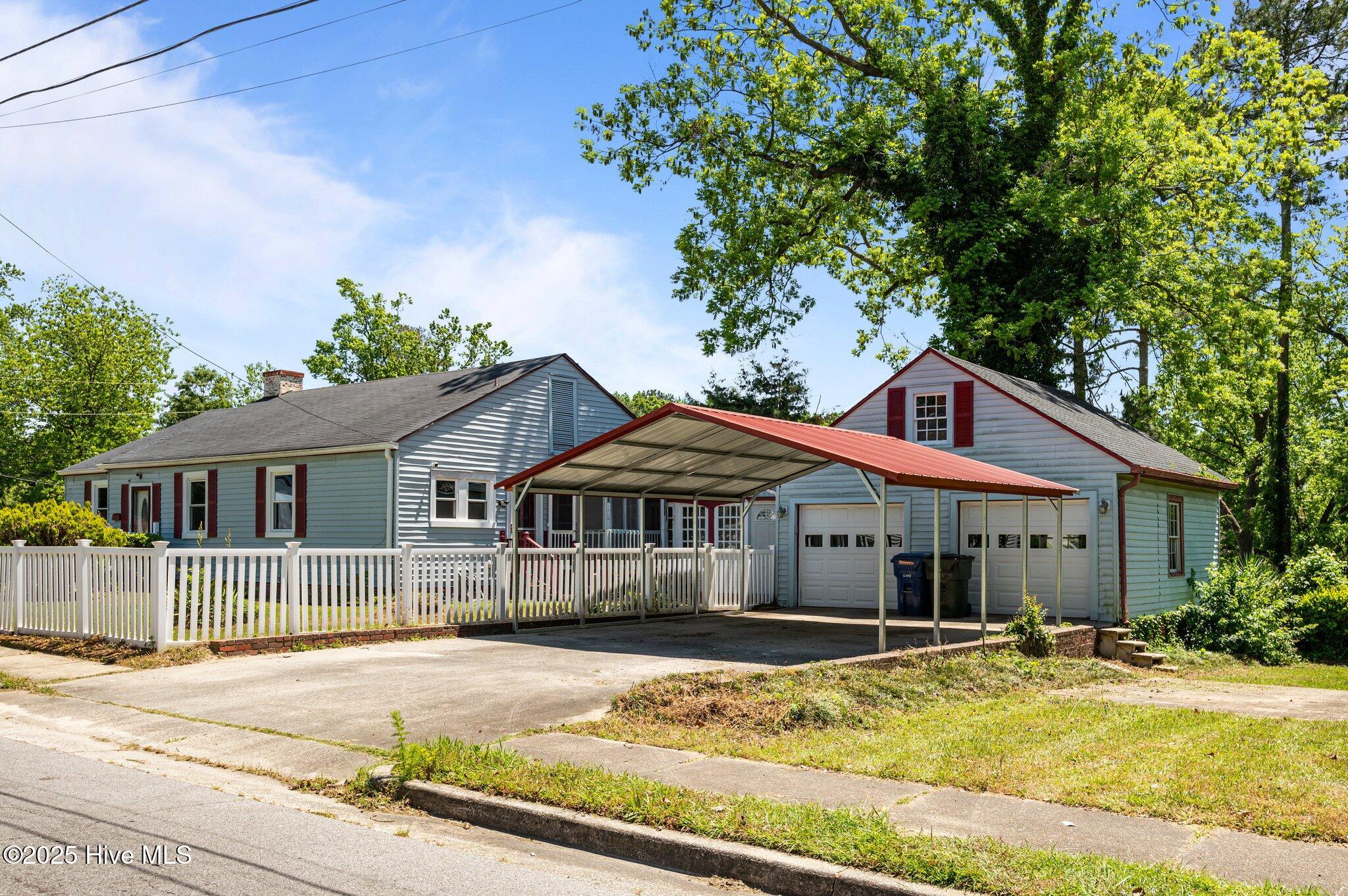 400 W Highland Avenue Property Photo