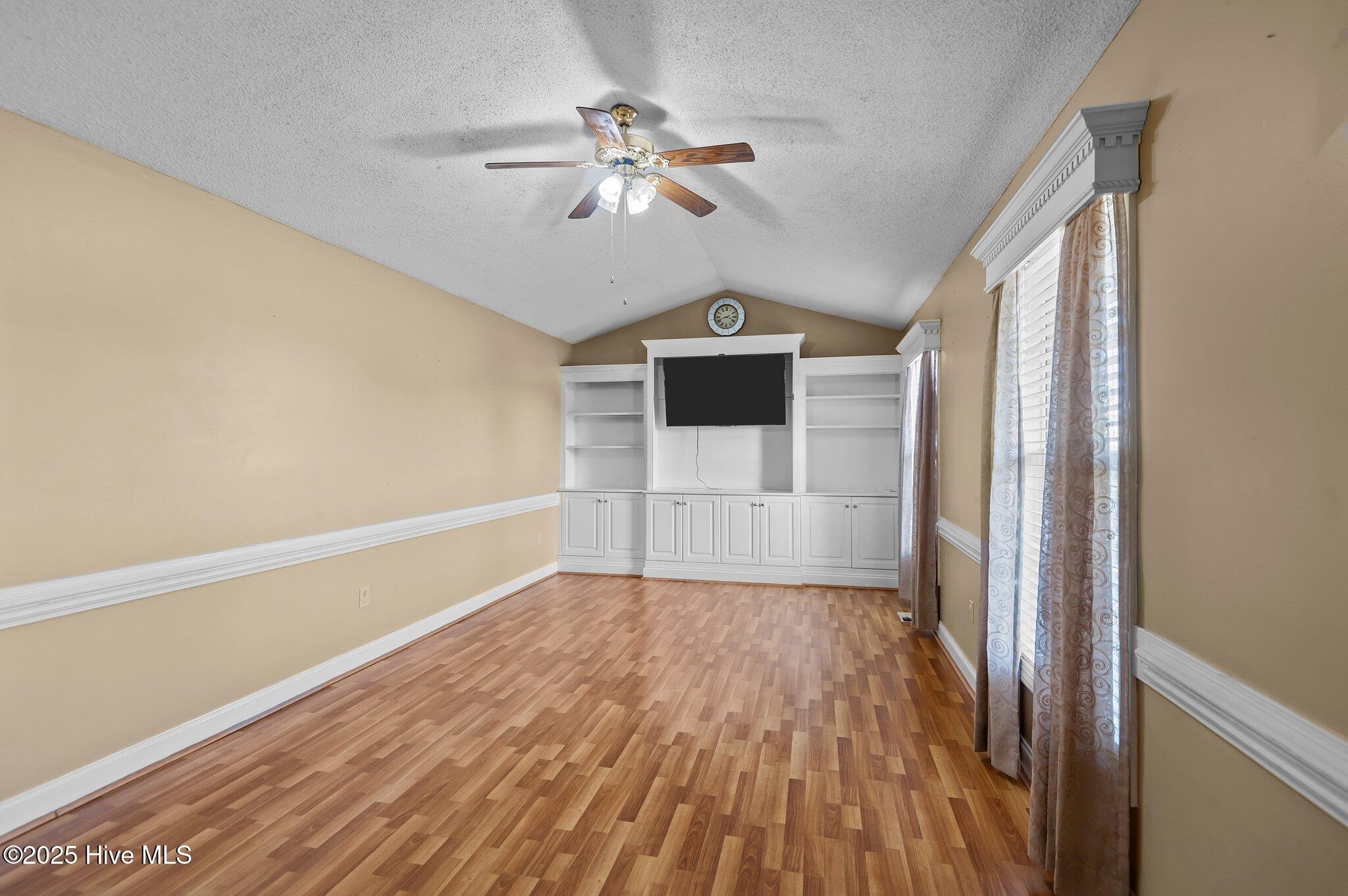 5065 Chris Road Property Photo 6