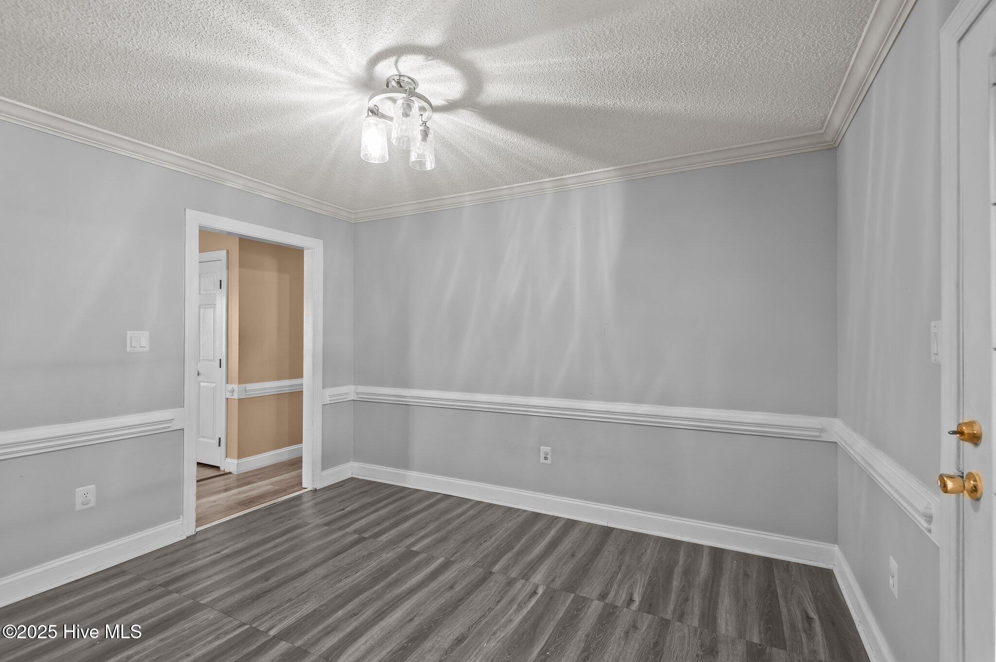 5065 Chris Road Property Photo 11