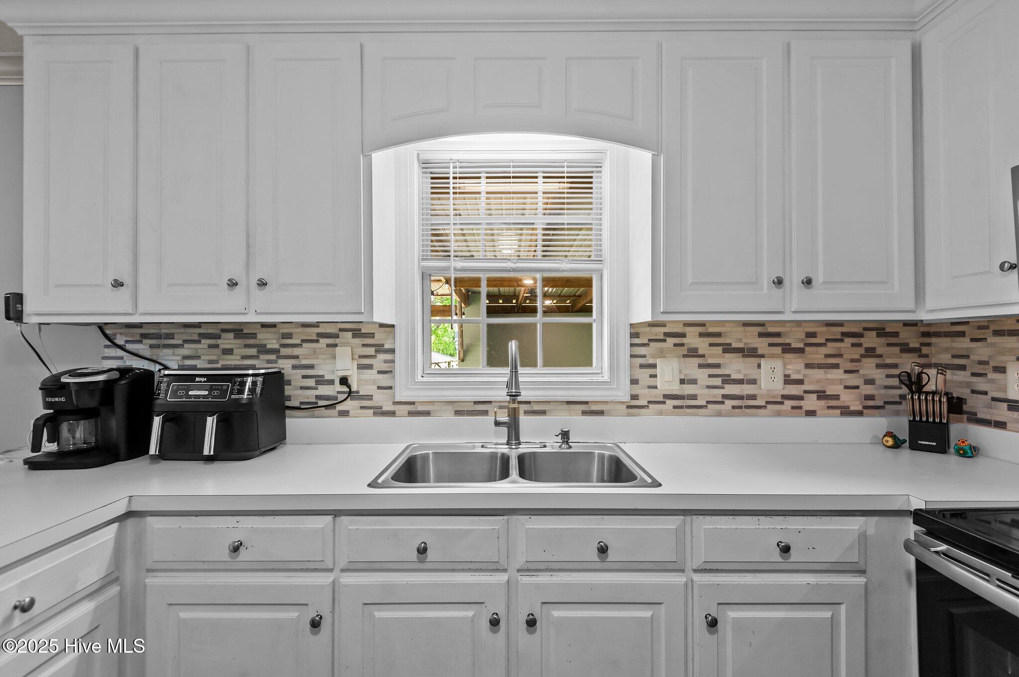 5065 Chris Road Property Photo 15