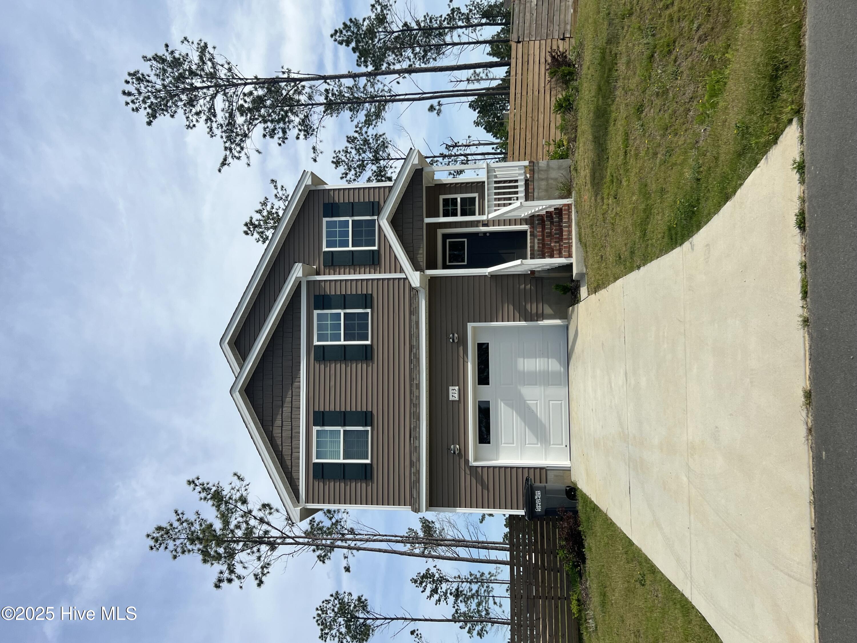 713 Gridiron Way Way Property Photo