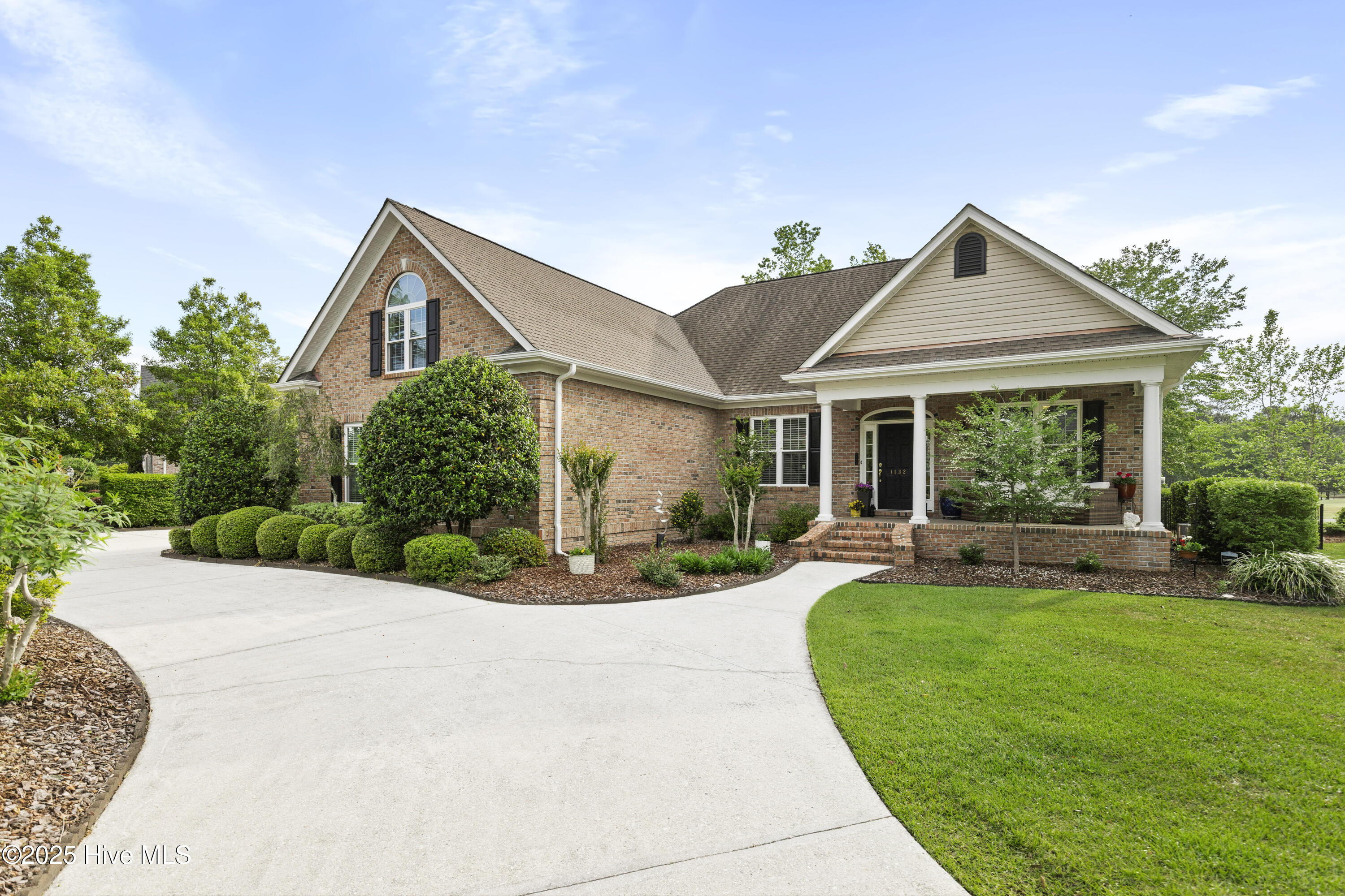 1132 Willow Pond Lane Property Photo 1