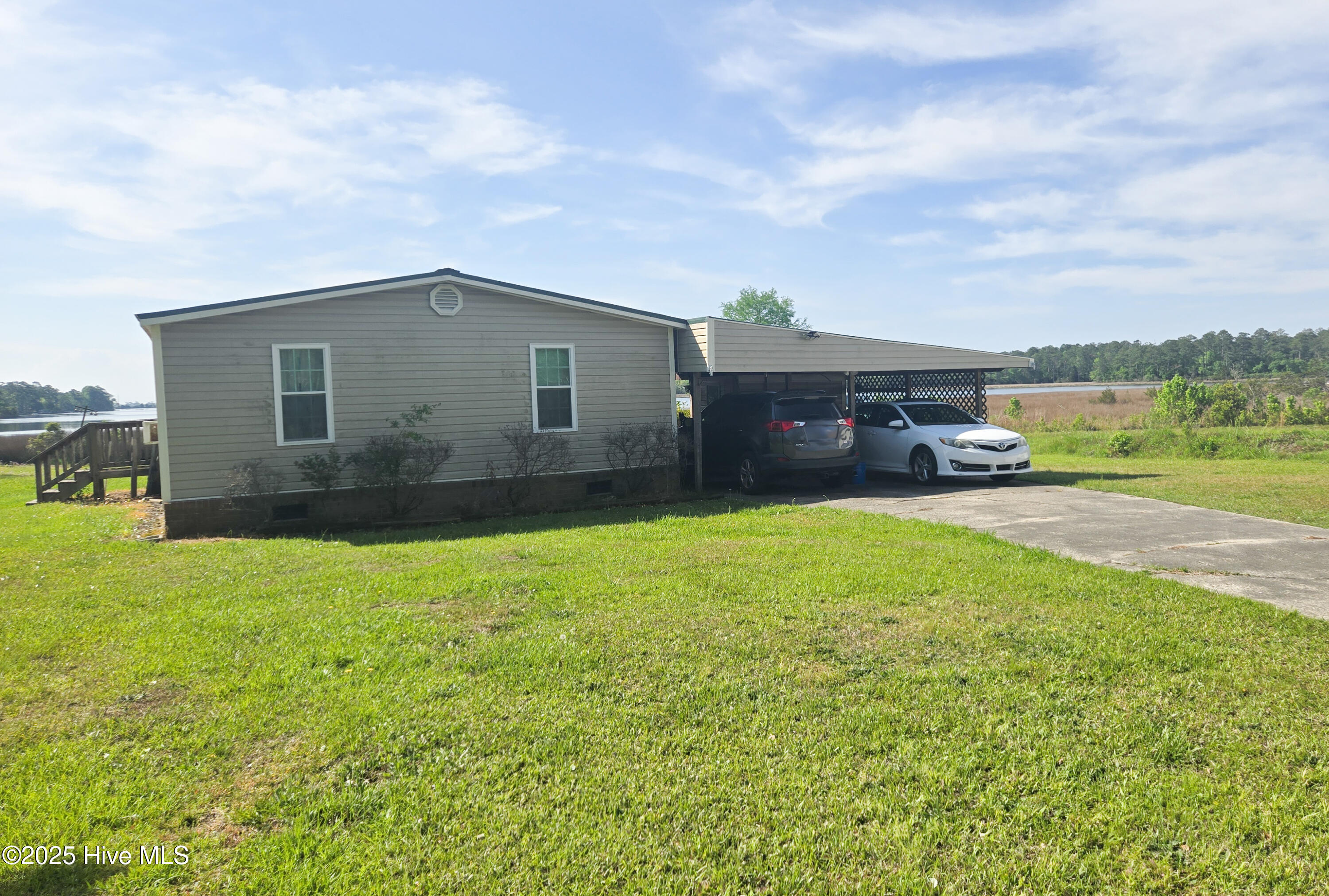 245 Youpon Drive Property Photo 1