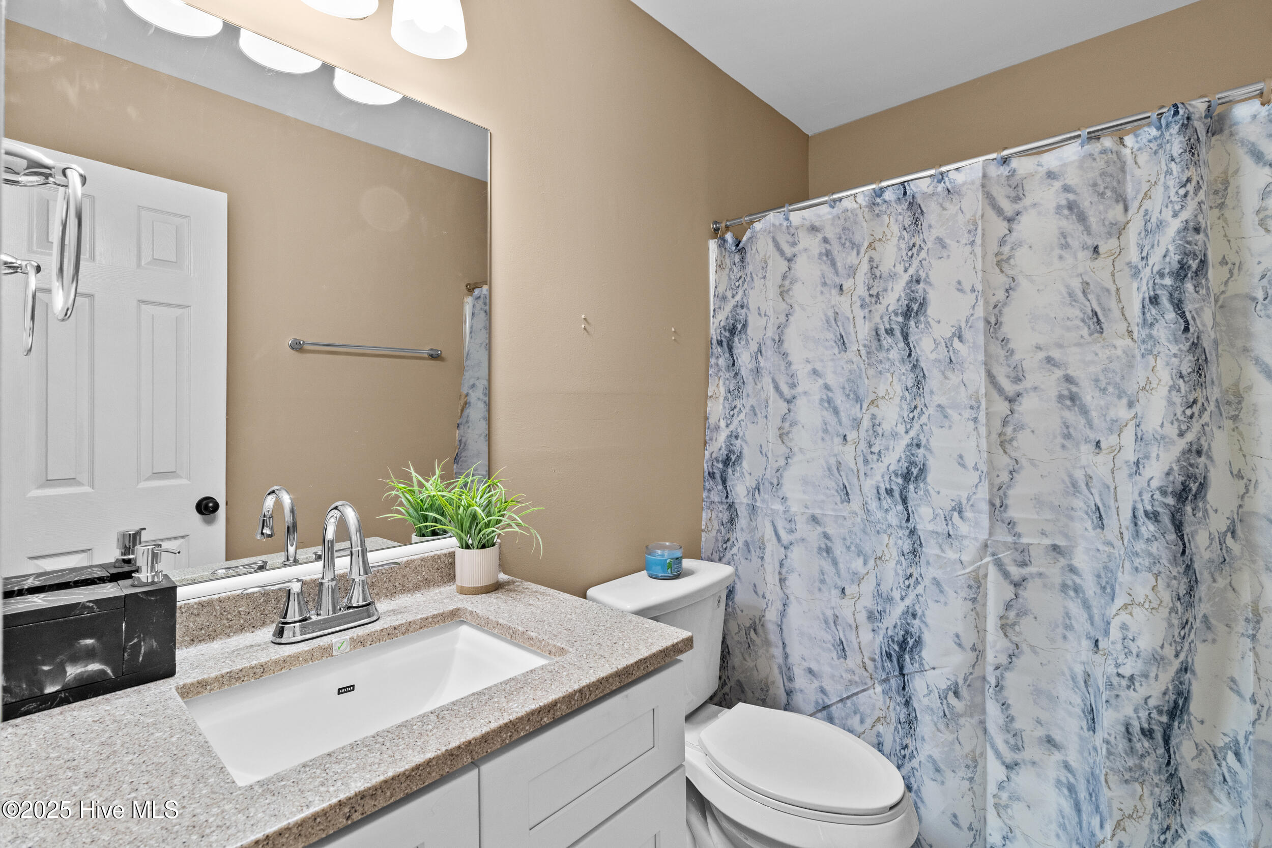 118 S 13th Street Property Photo 26