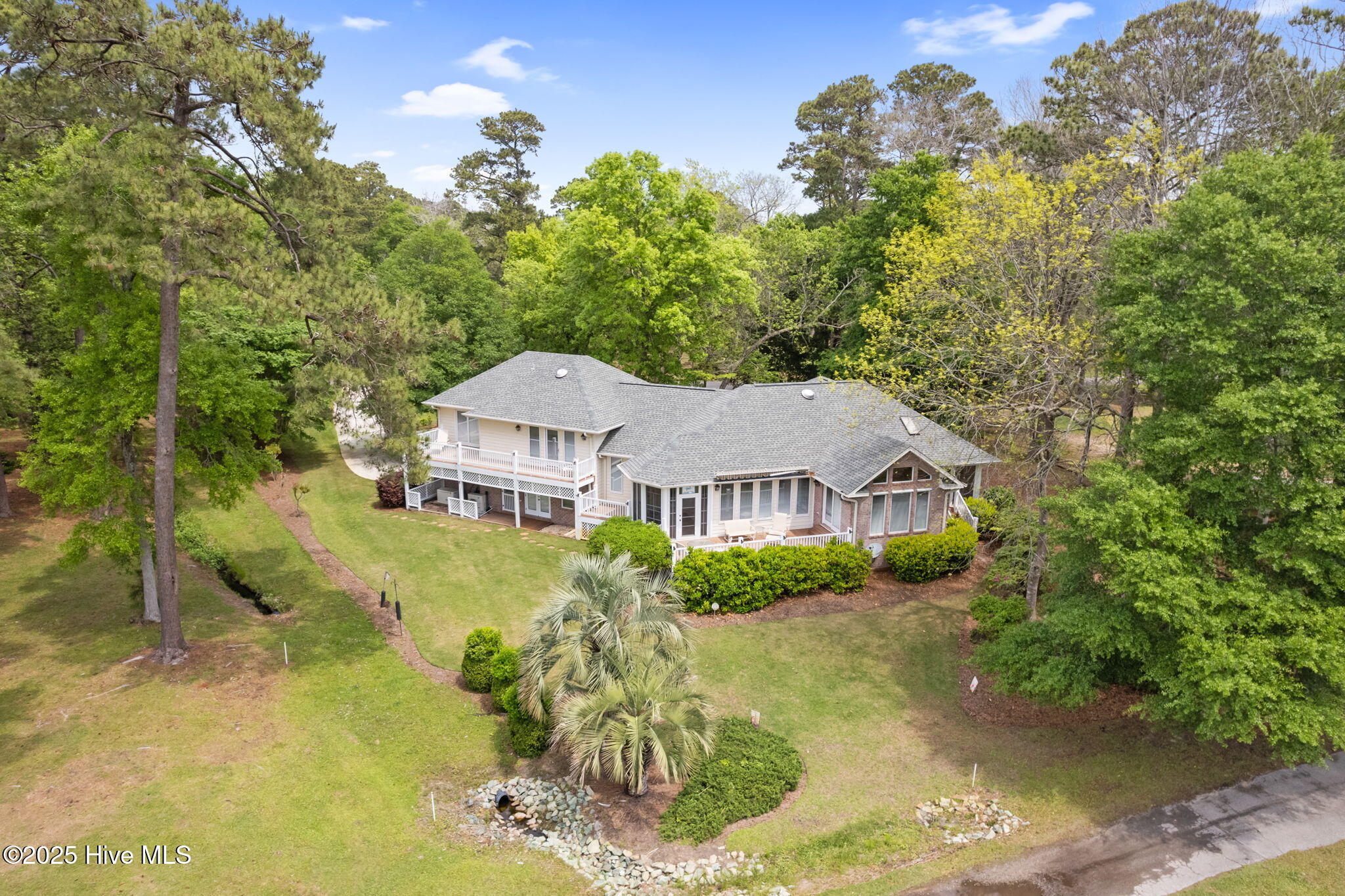 255 Genoes Point Road Property Photo 3