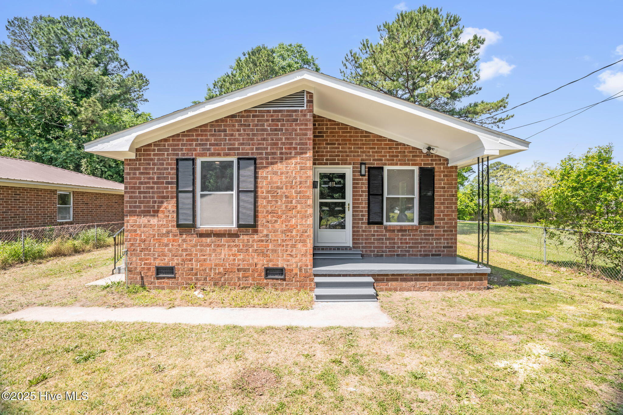 811 Crawford Street Property Photo