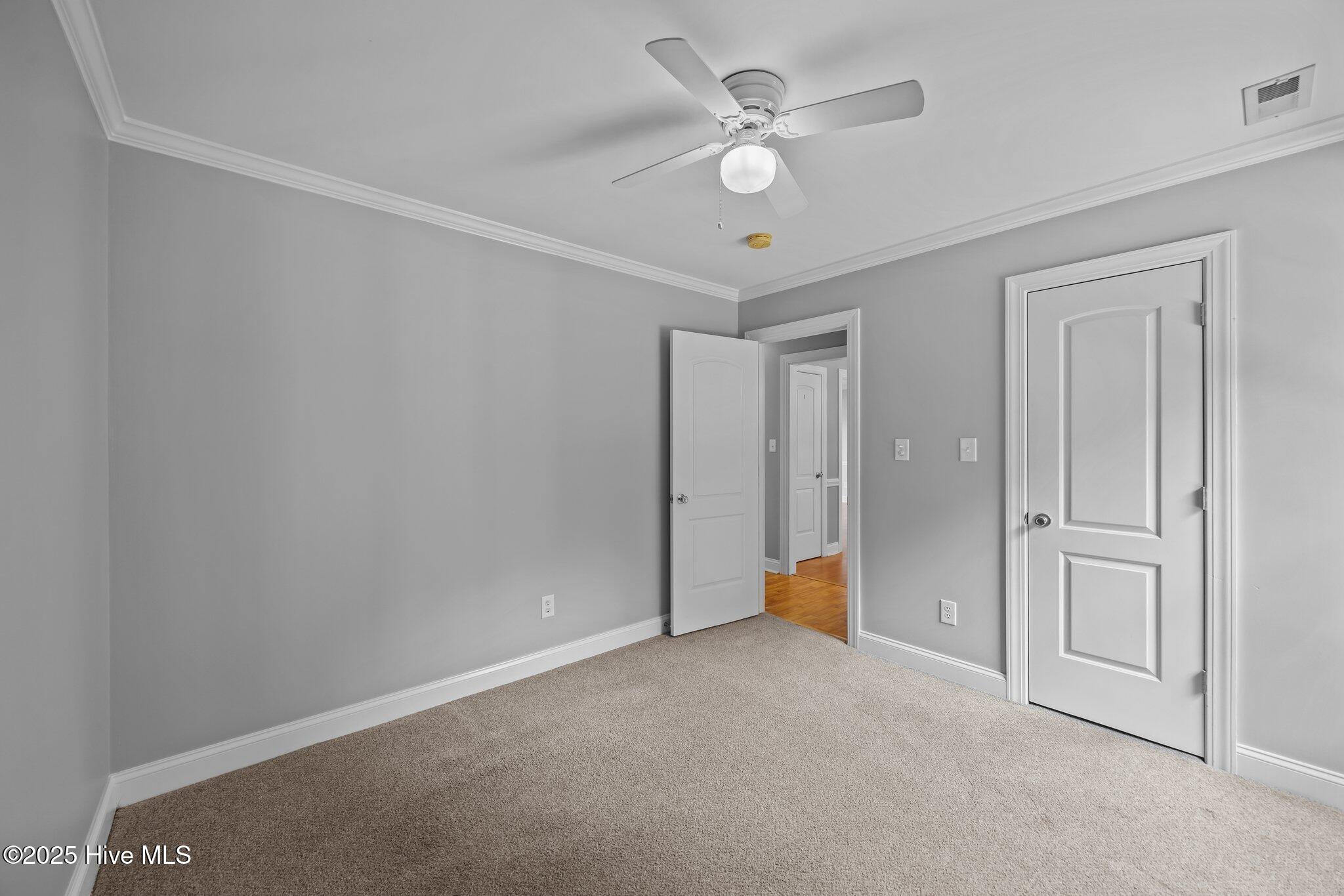 2881 Elizabeth Edwards Court Property Photo 23