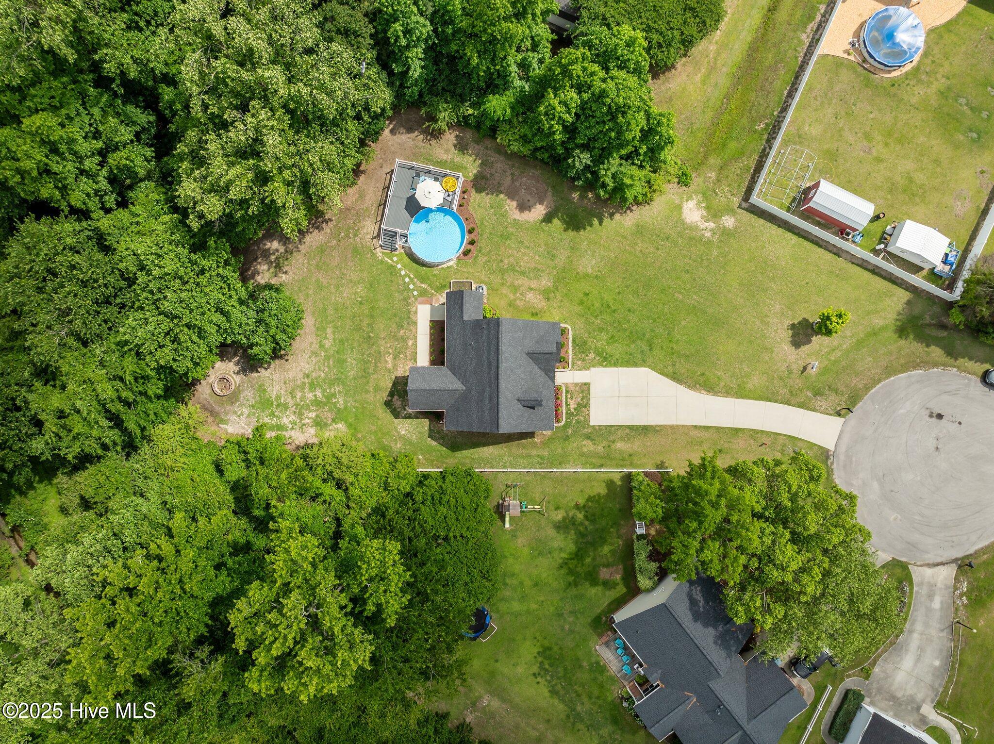 2881 Elizabeth Edwards Court Property Photo 36