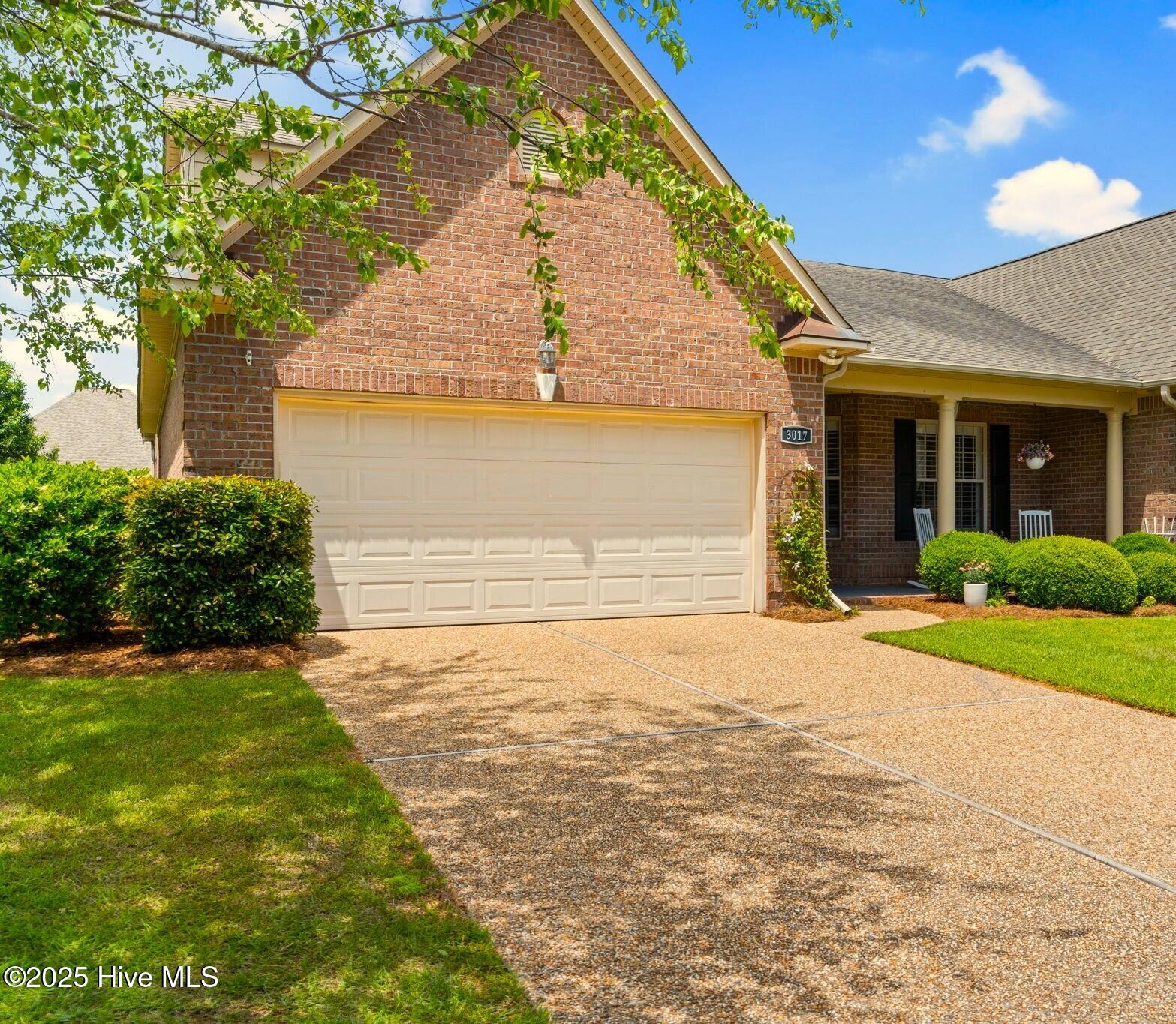 3017 Braewood Court Property Photo 1