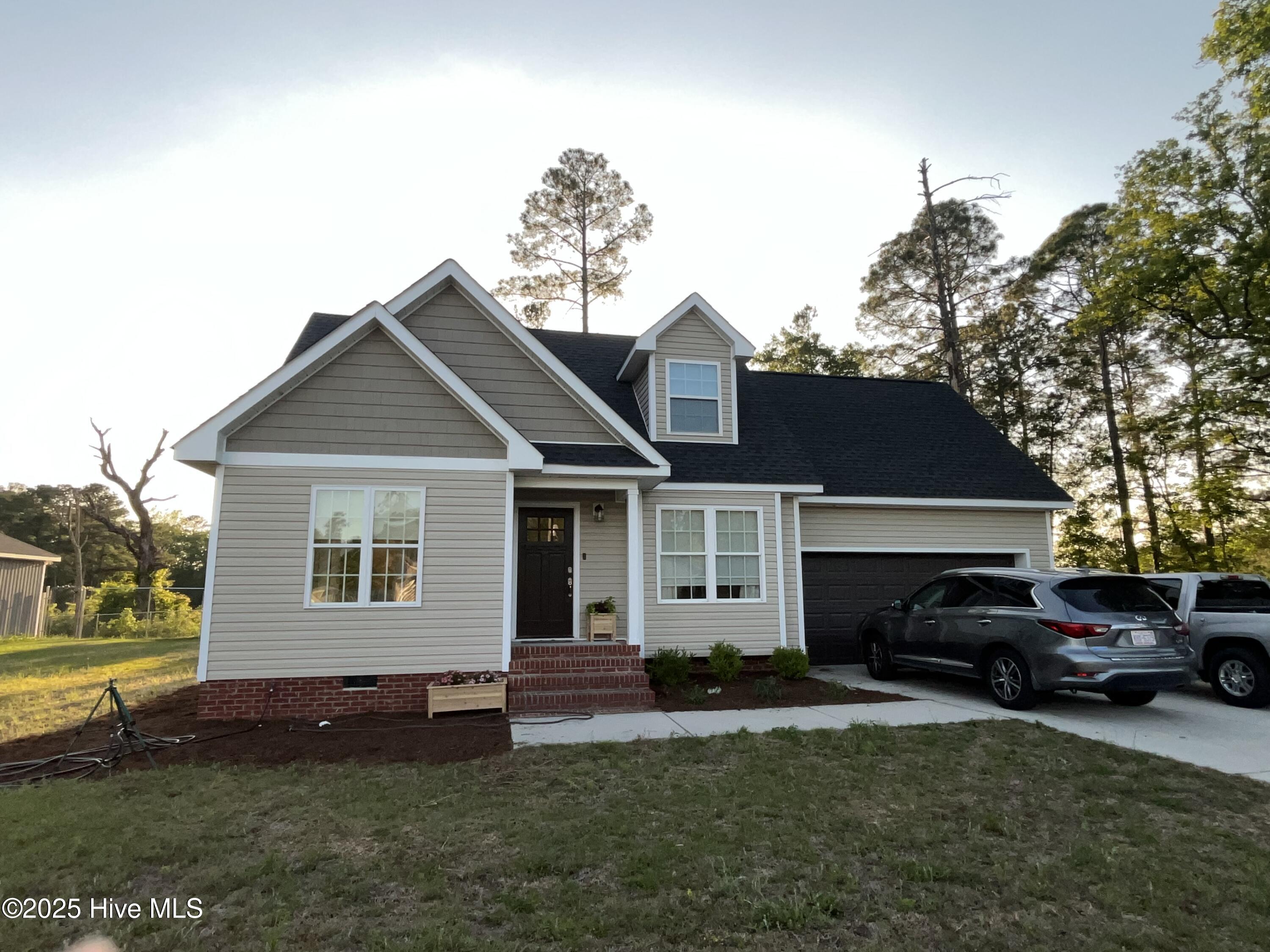 12200 Mallard Creek Drive Property Photo 1