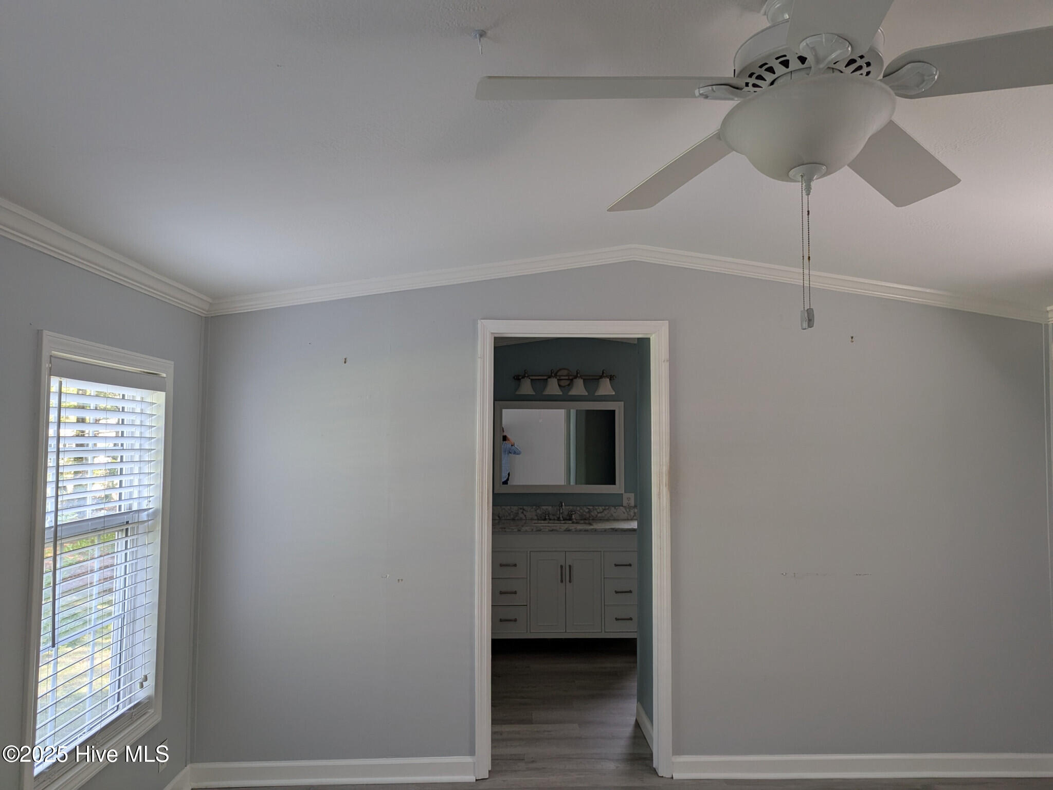 2483 Robin Circle Property Photo 10