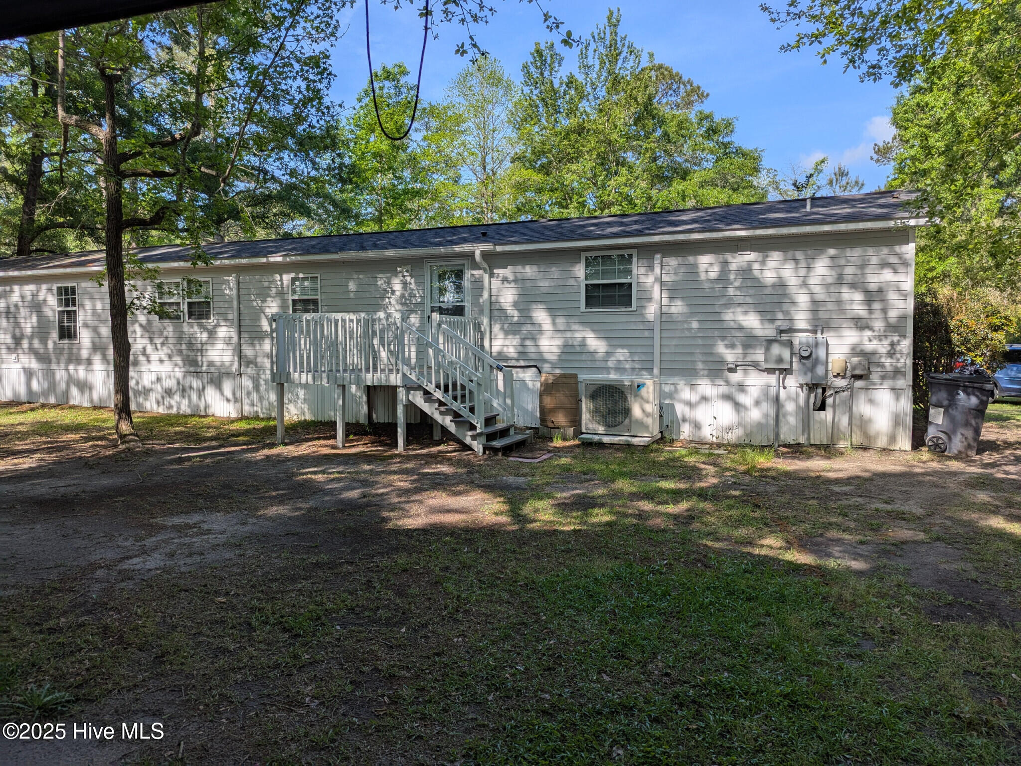 2483 Robin Circle Property Photo 20