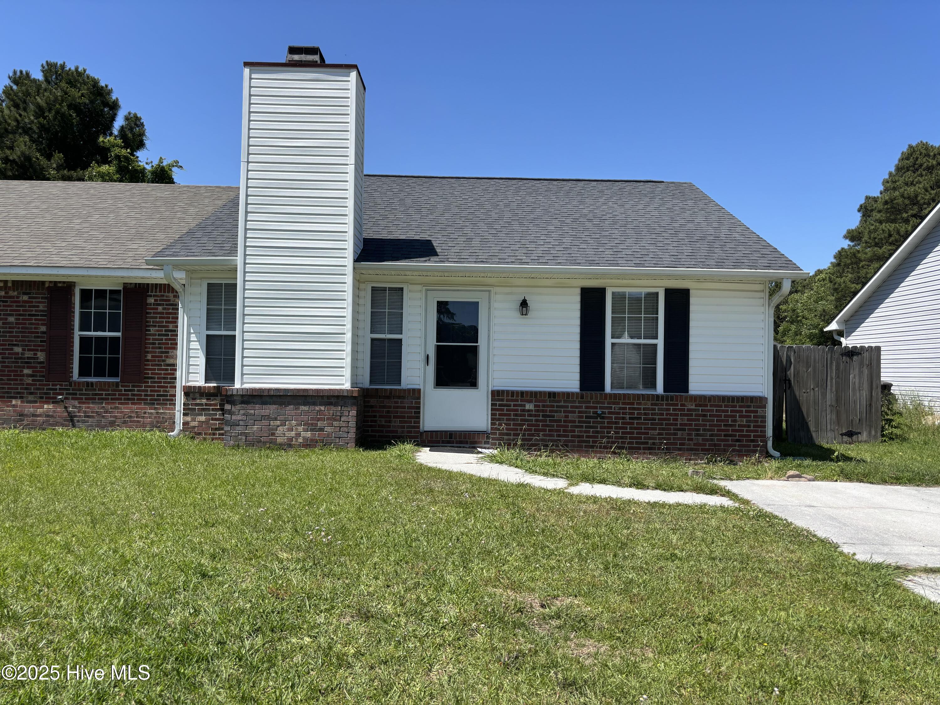 2302 Knollwood Lane Property Photo