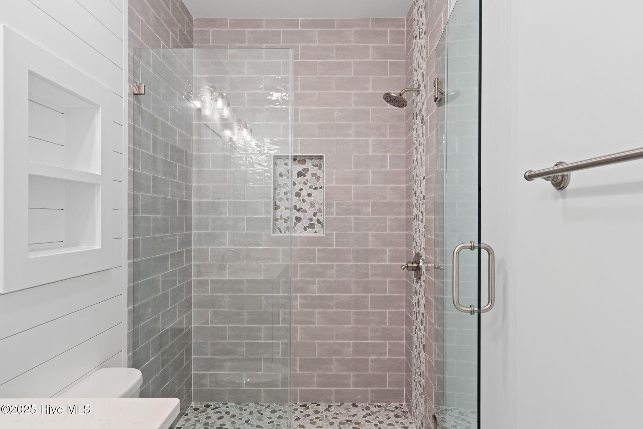 153 Ne 33rd Street Property Photo 23