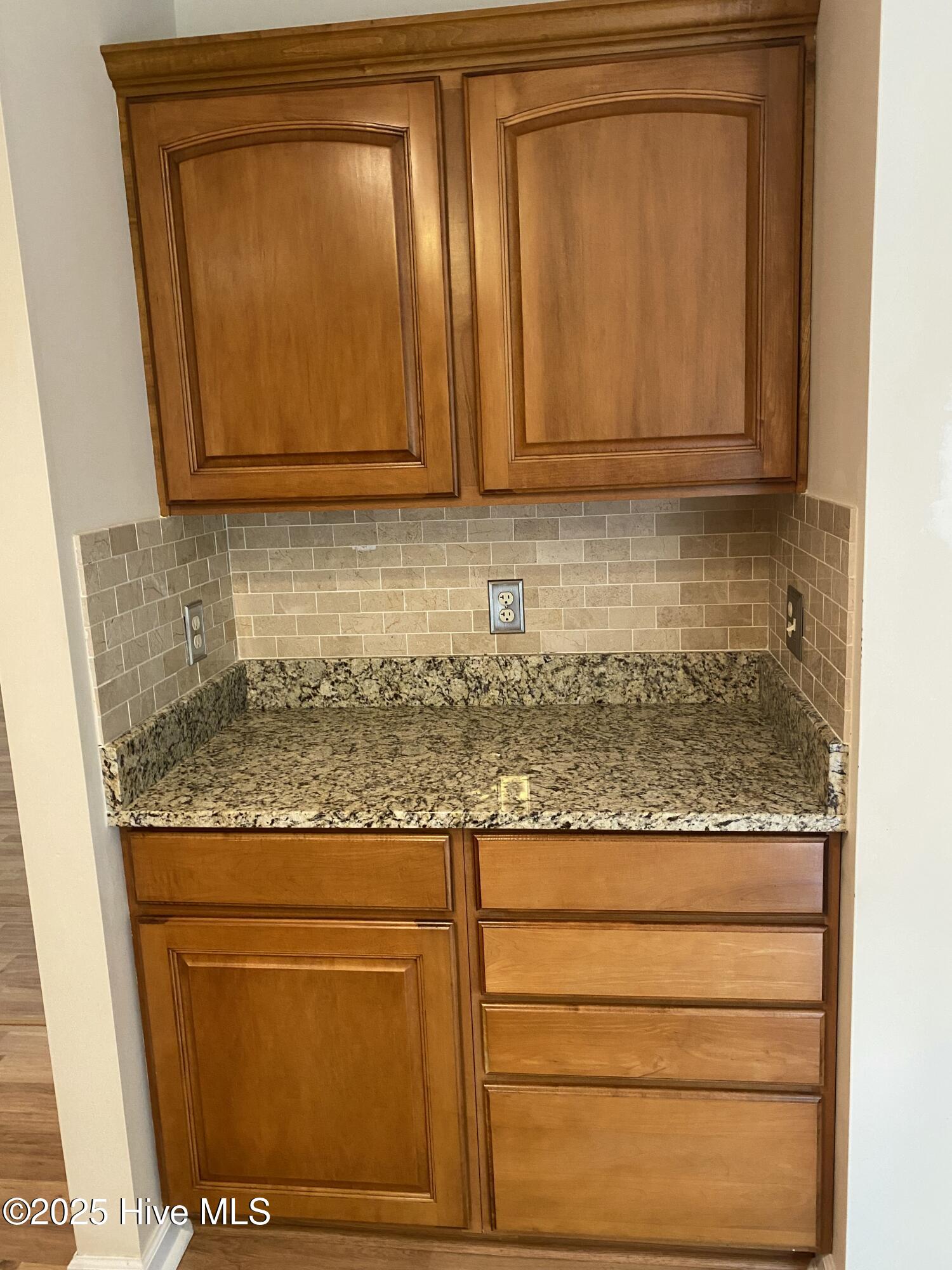 102 Chestnut Court Property Photo 7